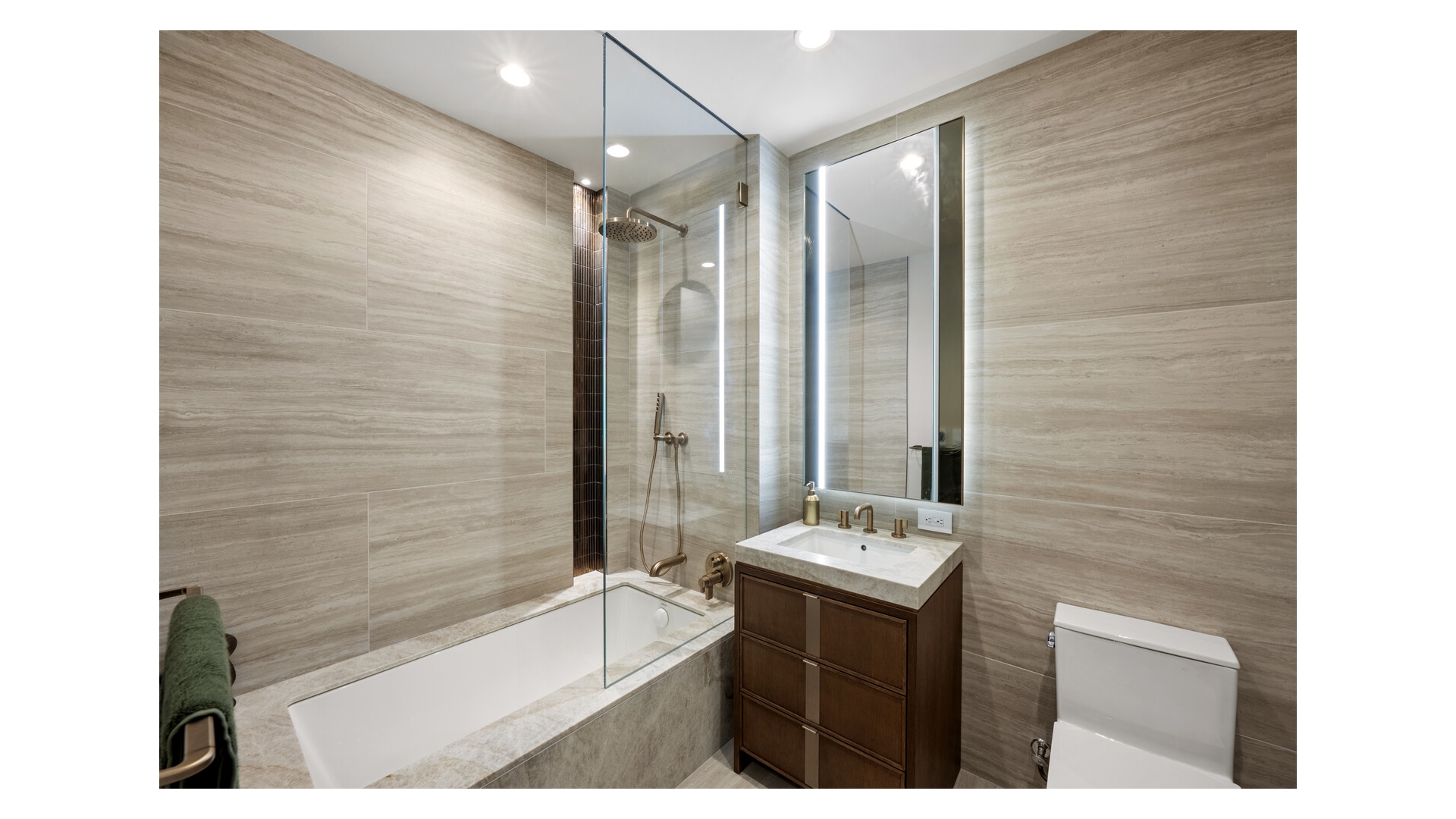 126 East 57th Street 1902 Midtown East New York NY 10022