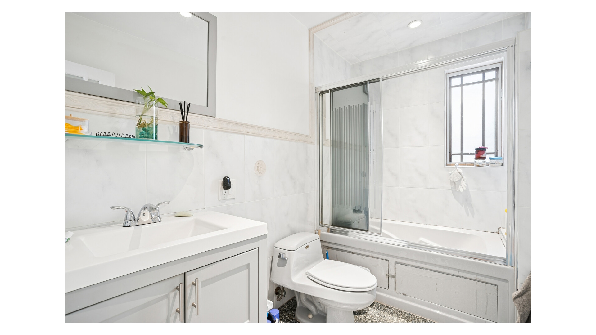 96-15 Alstyne Avenue Corona Queens NY 11368