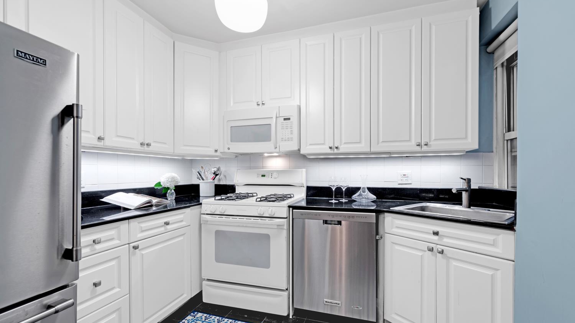 424 East 52nd Street 3A Beekman Place New York NY 10022