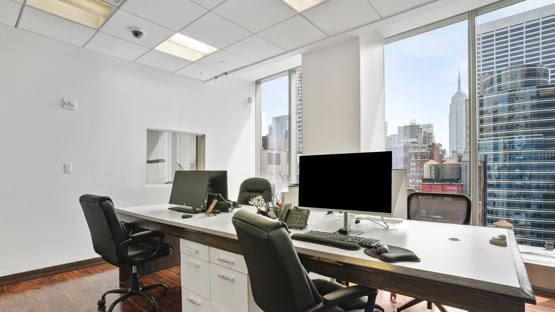50 West 47th Street 1711 Midtown West New York NY 10036