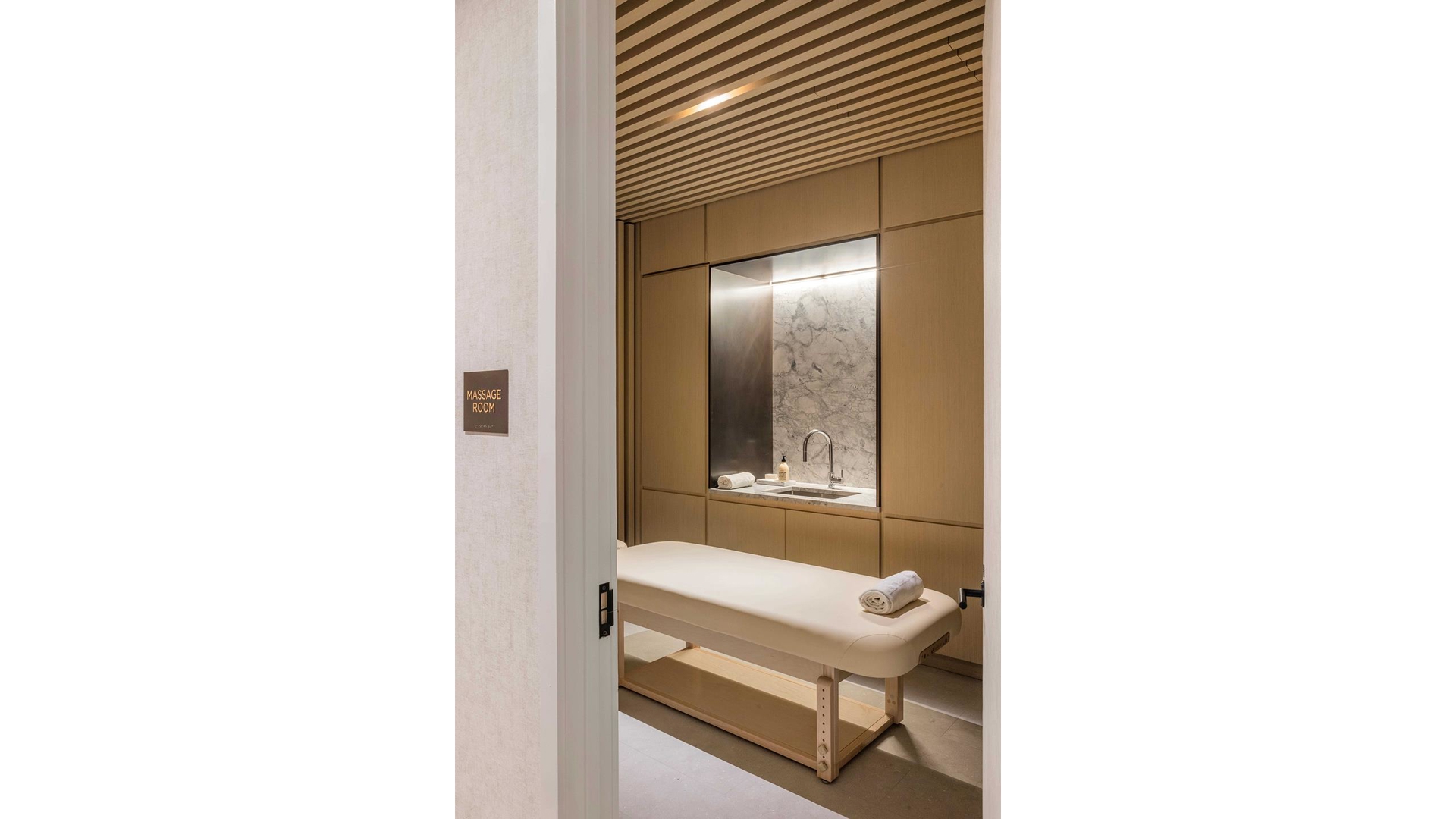 215 West 28th Street 15A Chelsea New York NY 10001