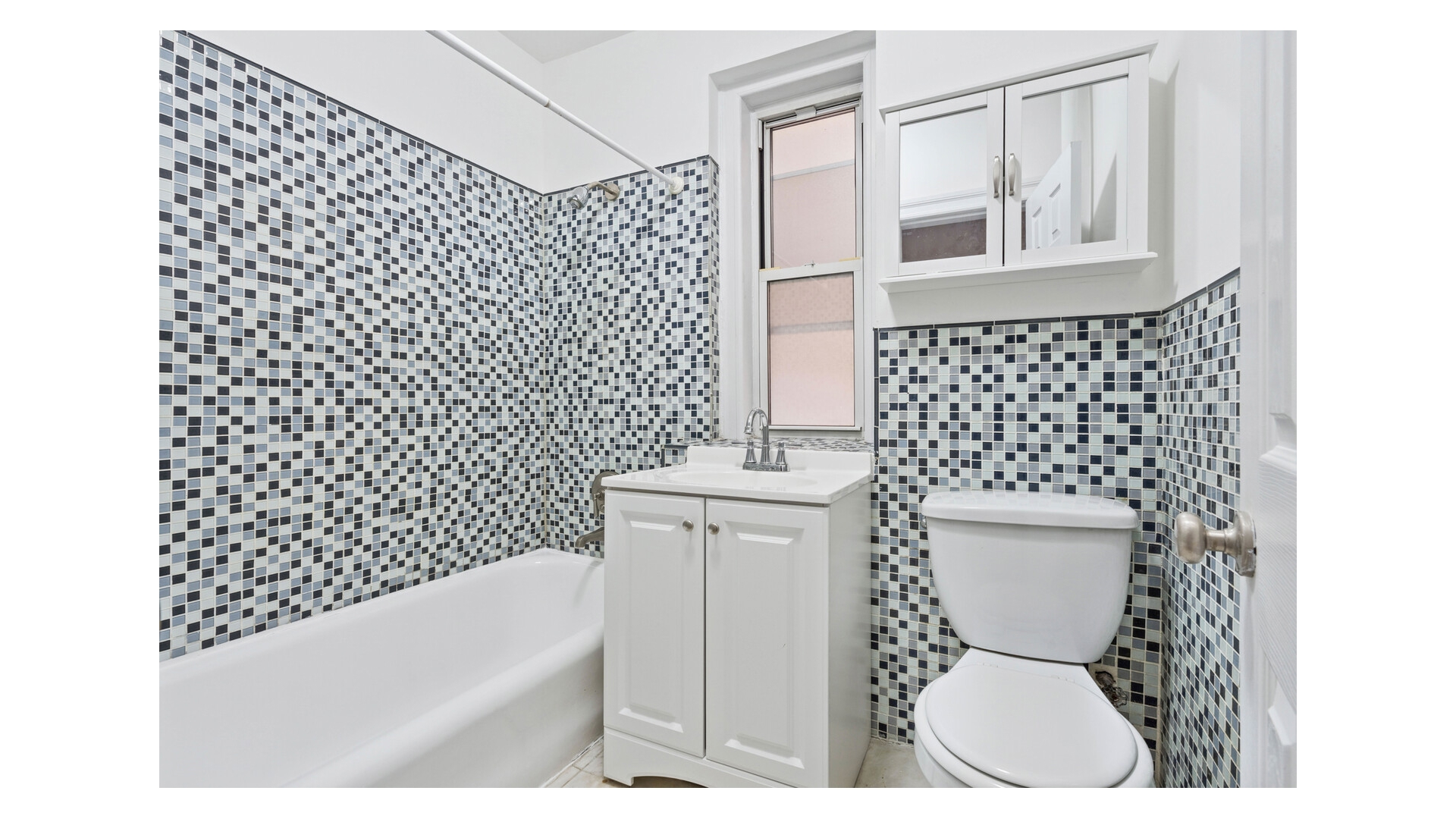 811 Walton Avenue Mott Haven Bronx NY 10451