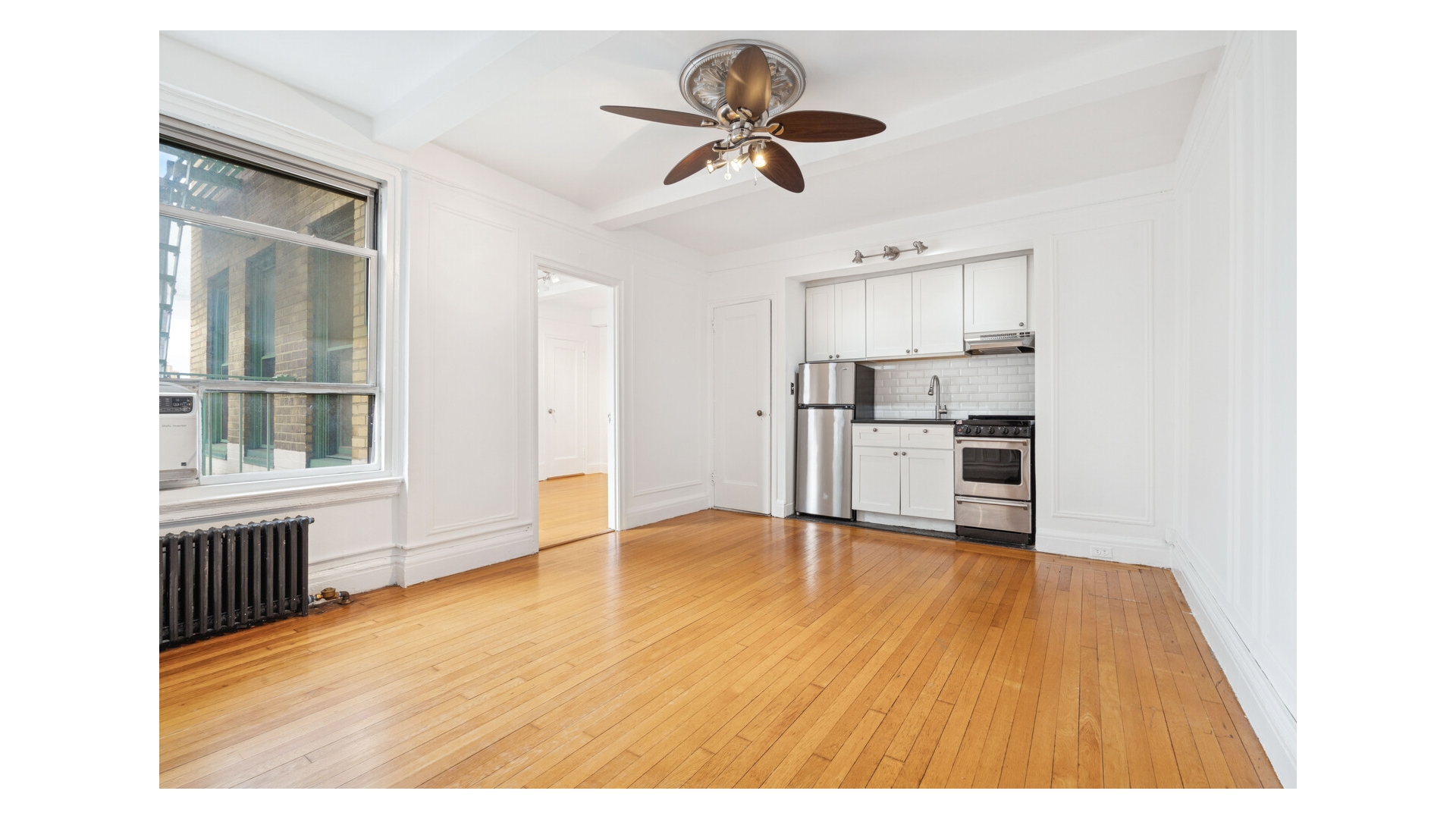 325 West 45th Street Clinton New York NY 10036