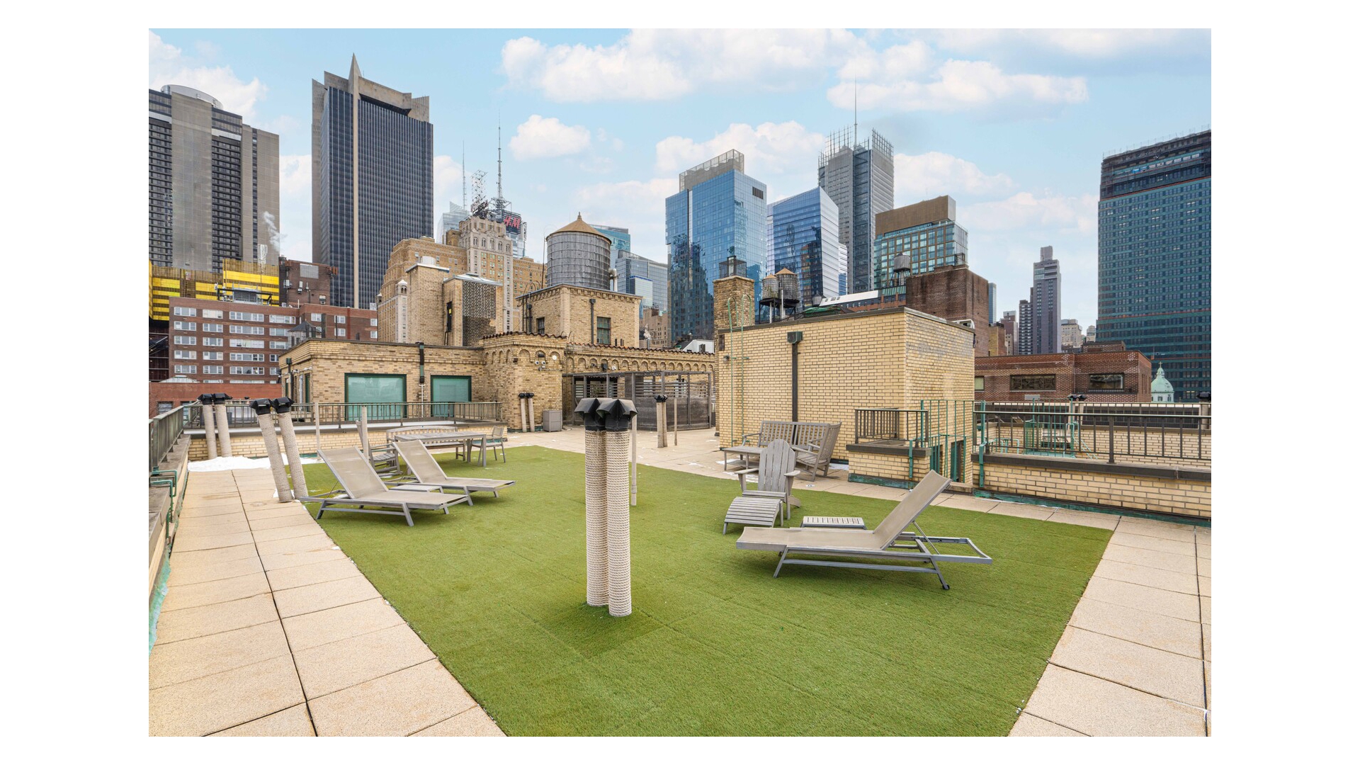 325 West 45th Street Clinton New York NY 10036