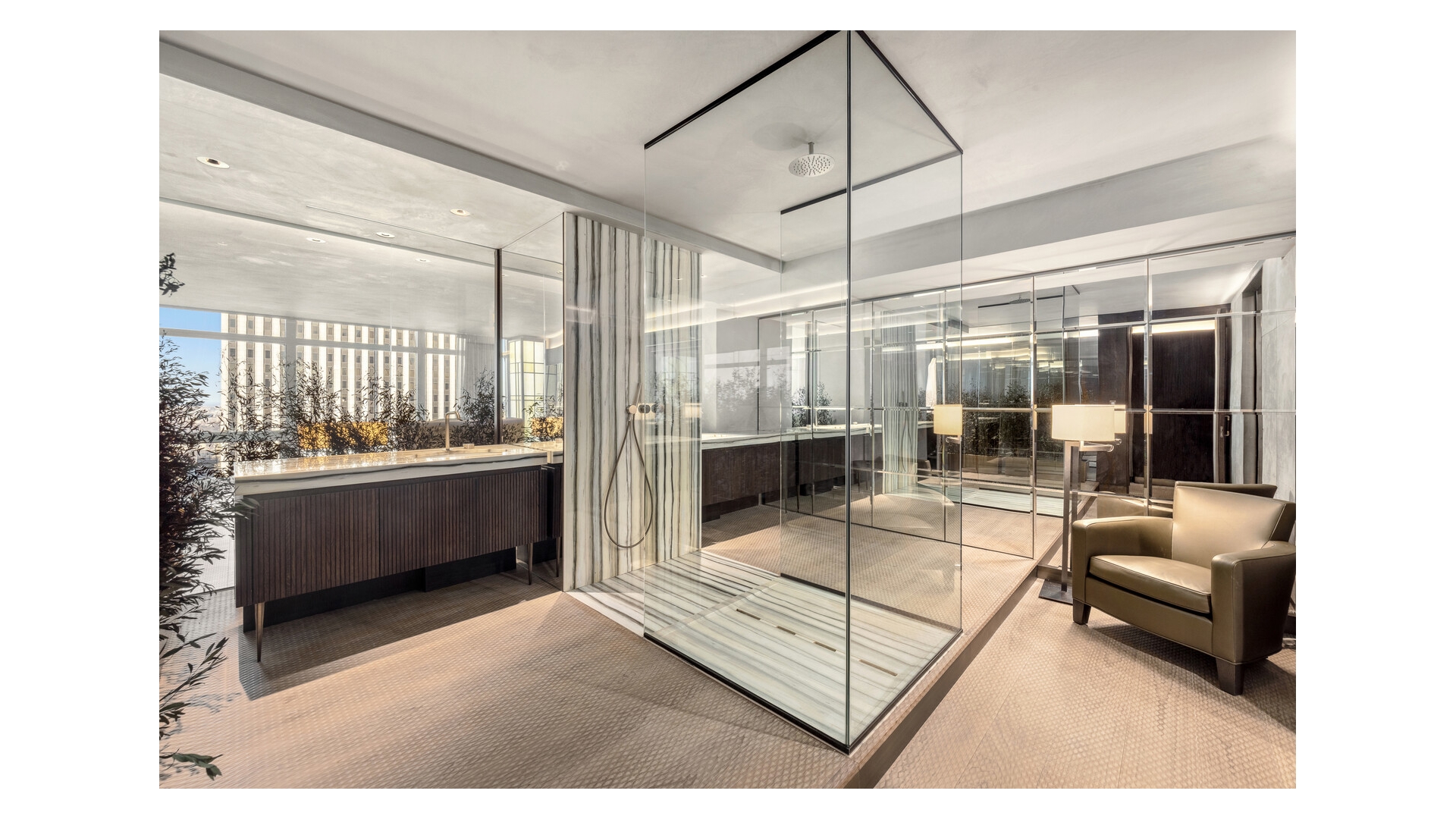 721 Fifth Avenue 58CD Midtown East New York NY 10022