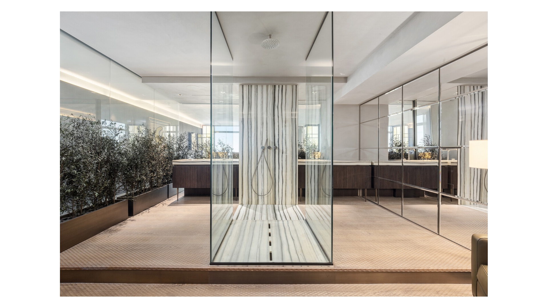 721 Fifth Avenue 58CD Midtown East New York NY 10022