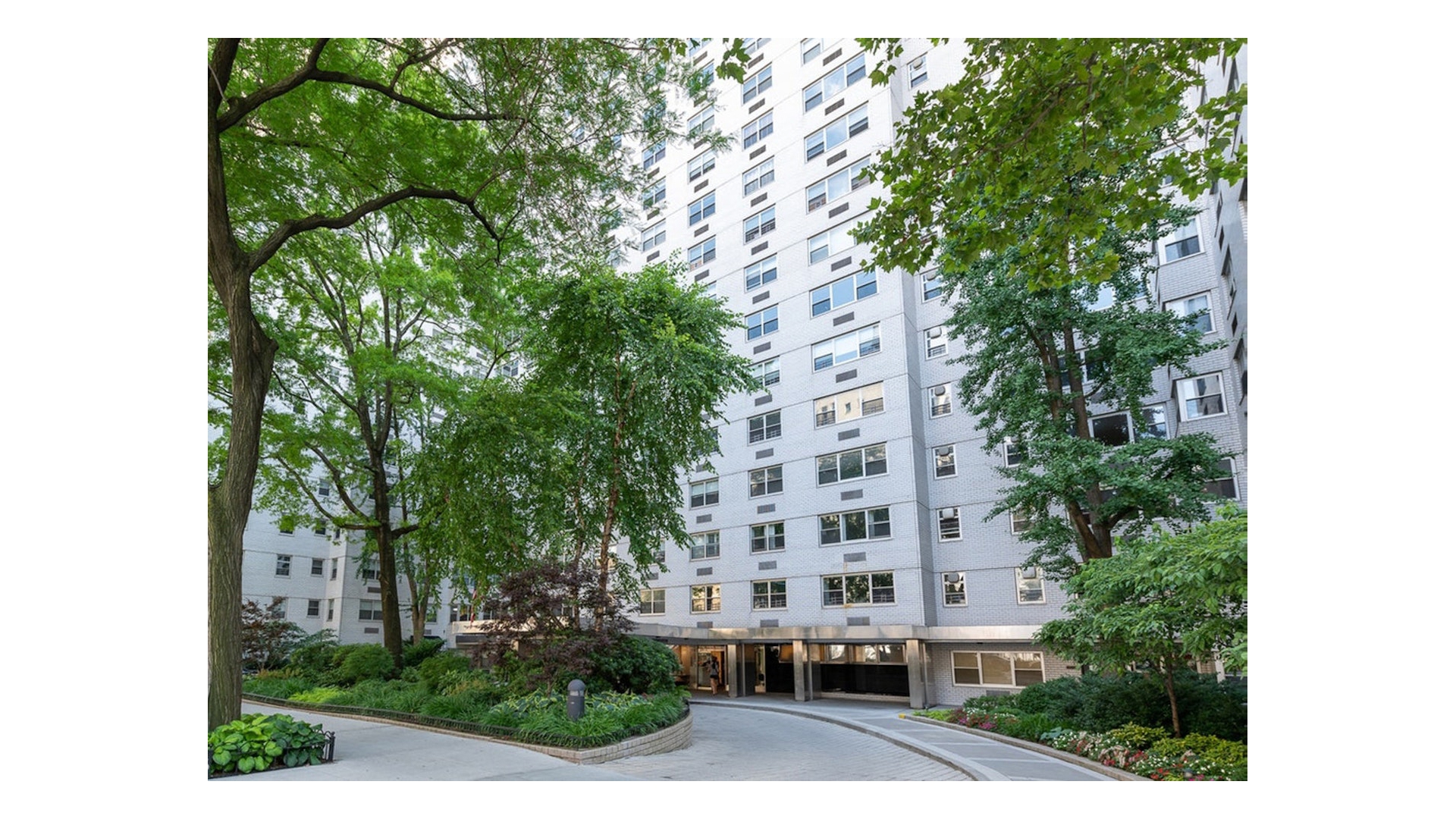 70 East 10th Street 11L Greenwich Village New York NY 10003