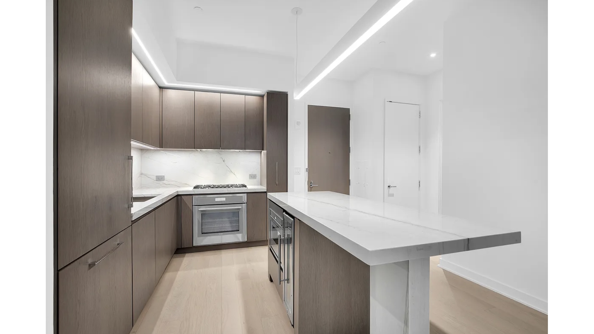 77 Charlton Street N3D Soho New York NY 10014