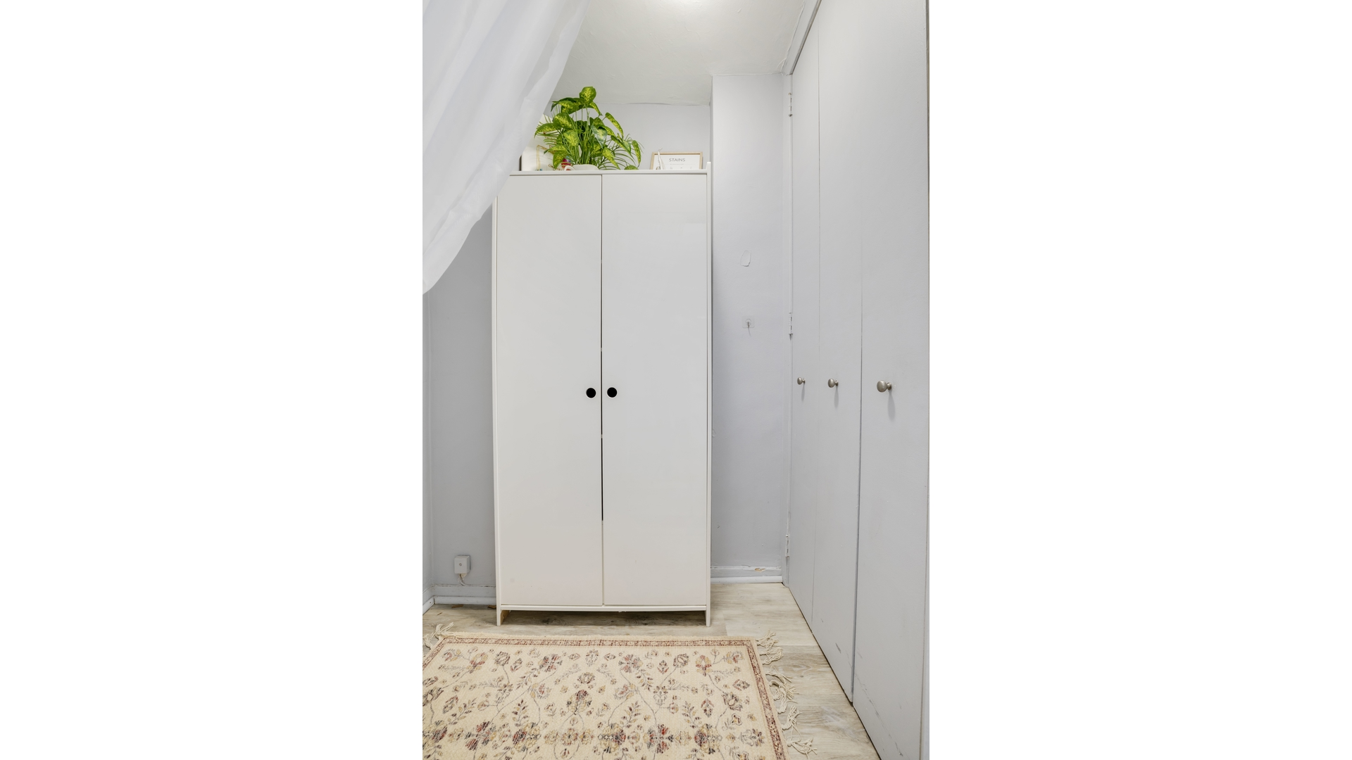 240 East 35th Street 10J Murray Hill New York NY 10016