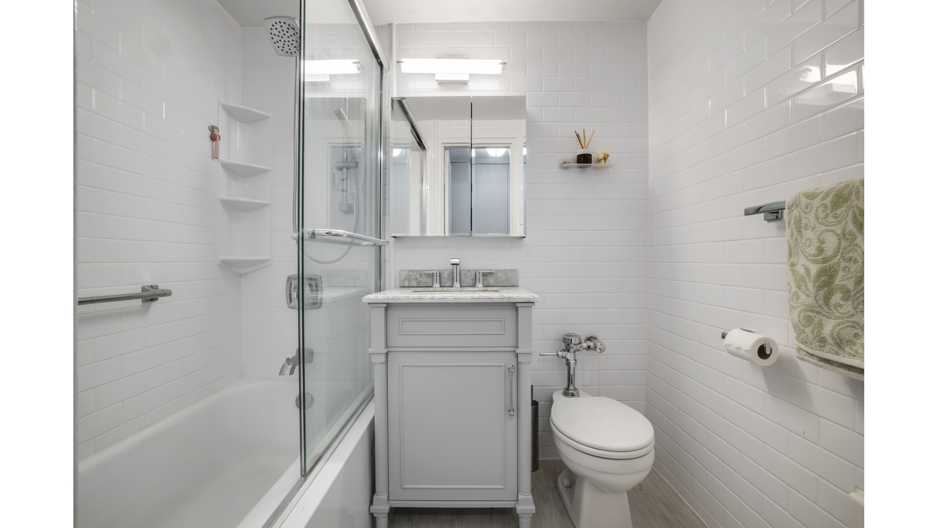 240 East 35th Street 10J Murray Hill New York NY 10016