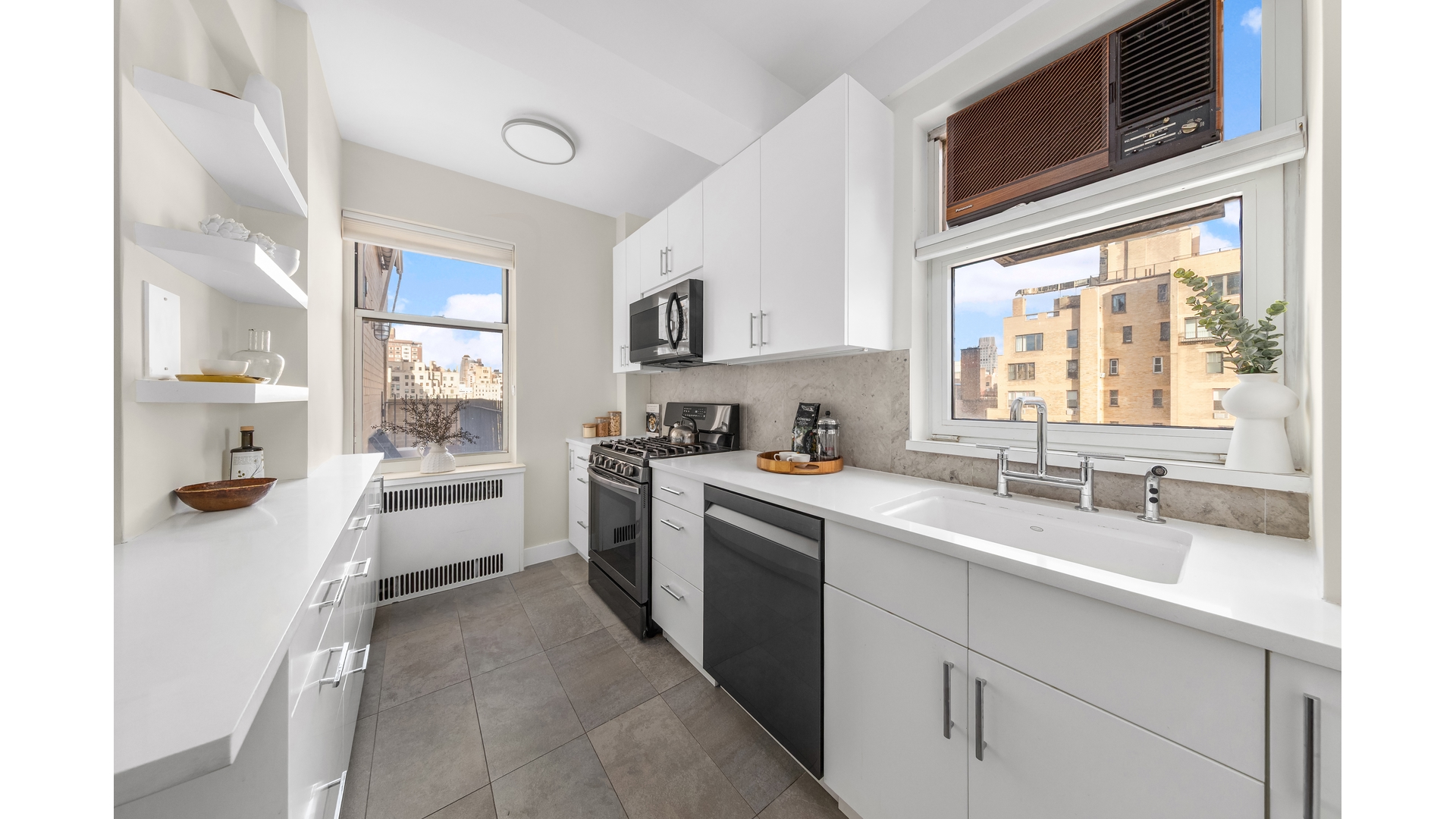 930 Fifth Avenue 14F Upper East Side New York NY 10021