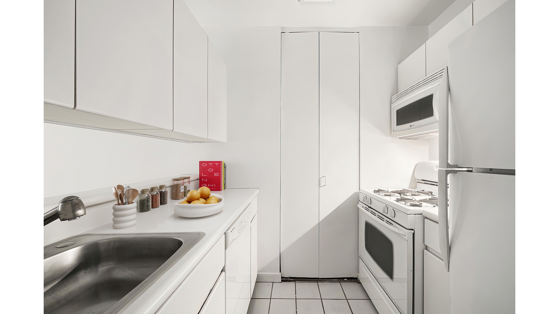 145 East 48th Street 5D Turtle Bay New York NY 10017