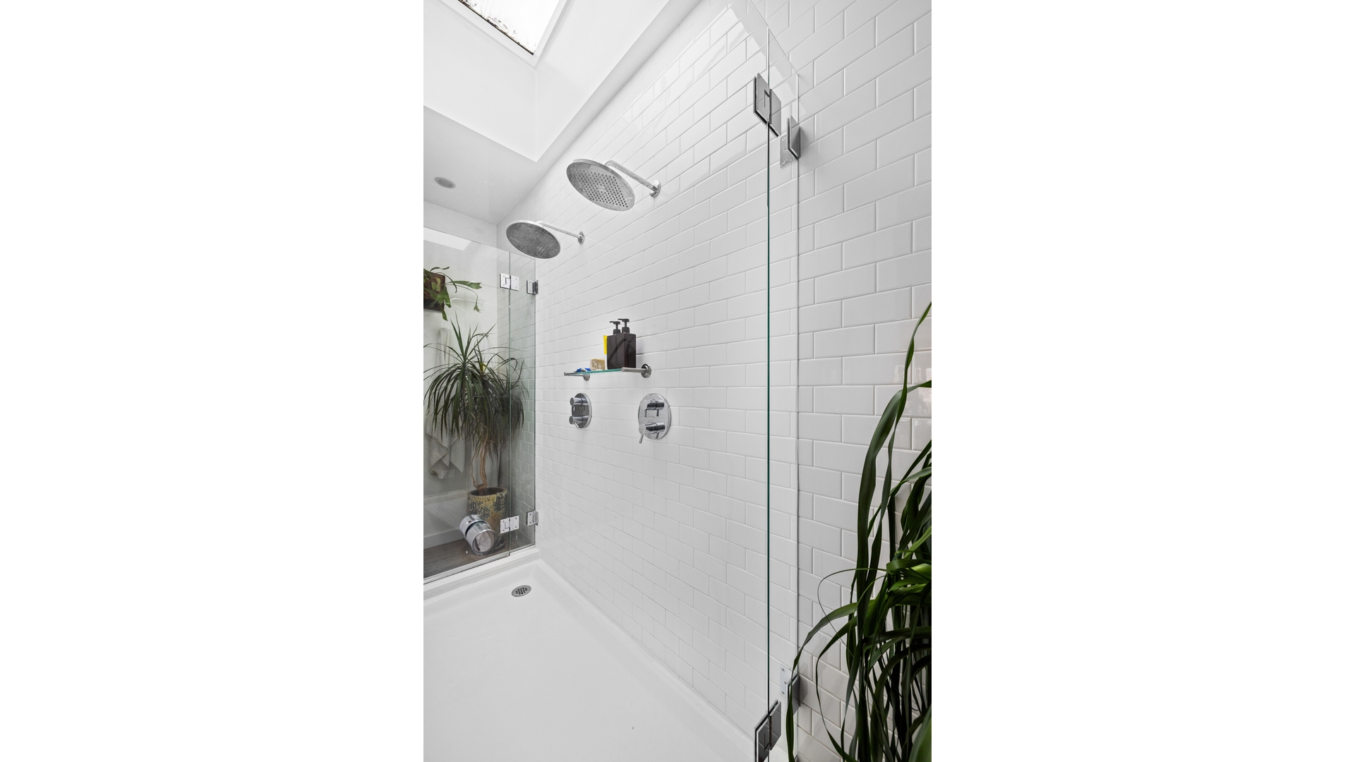 44 Sharon Street East Williamsburg Brooklyn NY 11211