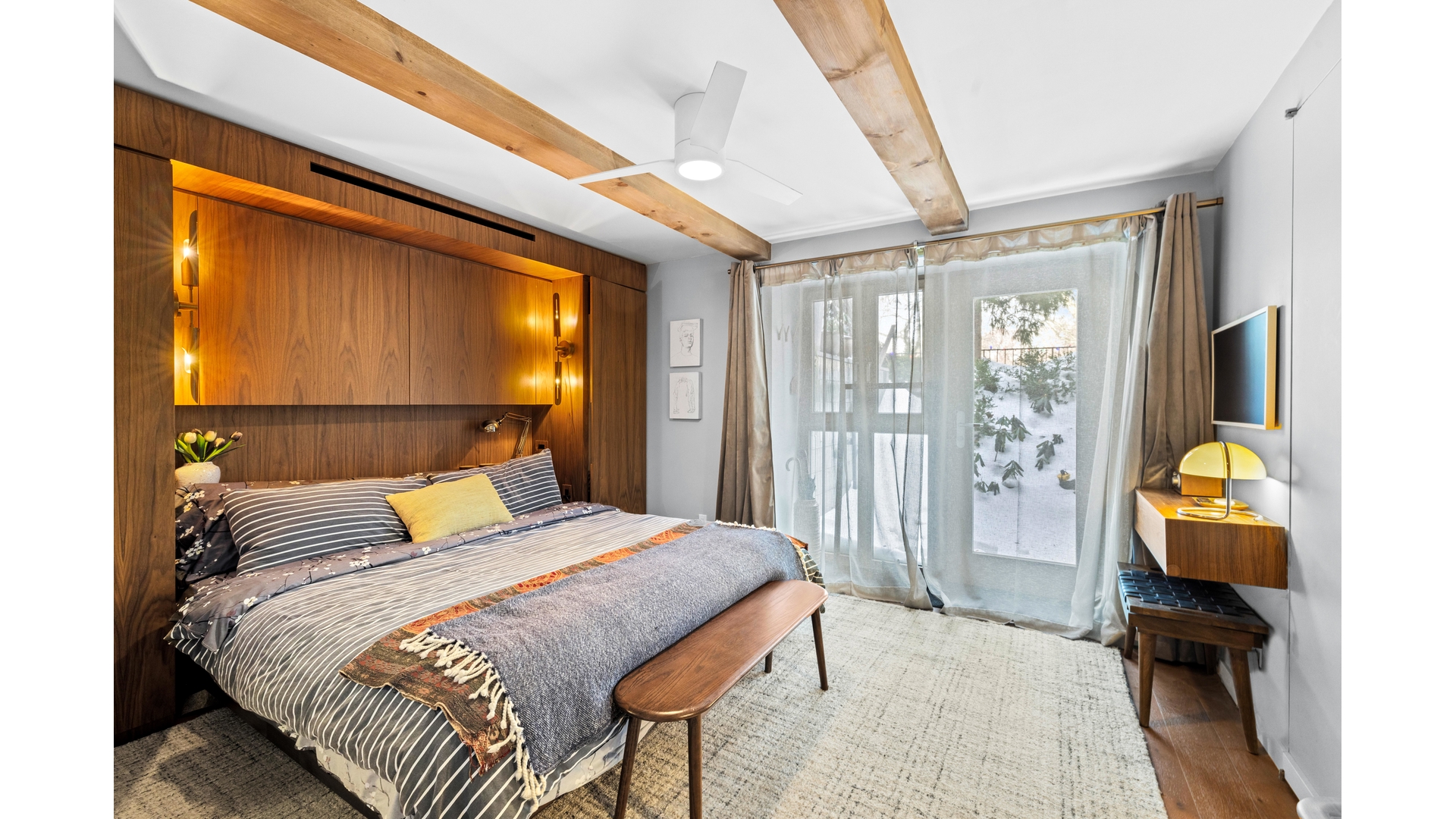 44 Sharon Street East Williamsburg Brooklyn NY 11211