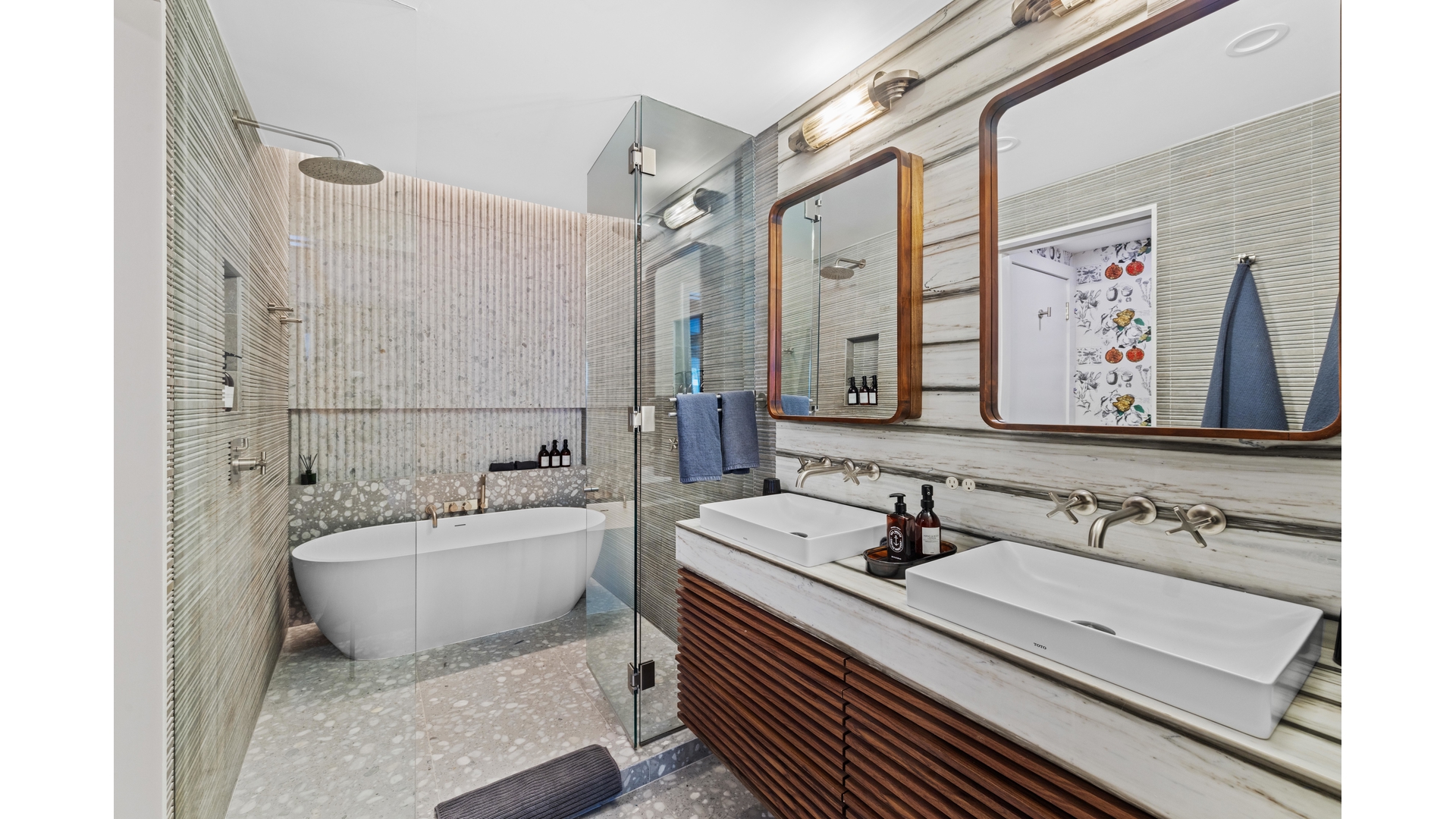 44 Sharon Street East Williamsburg Brooklyn NY 11211