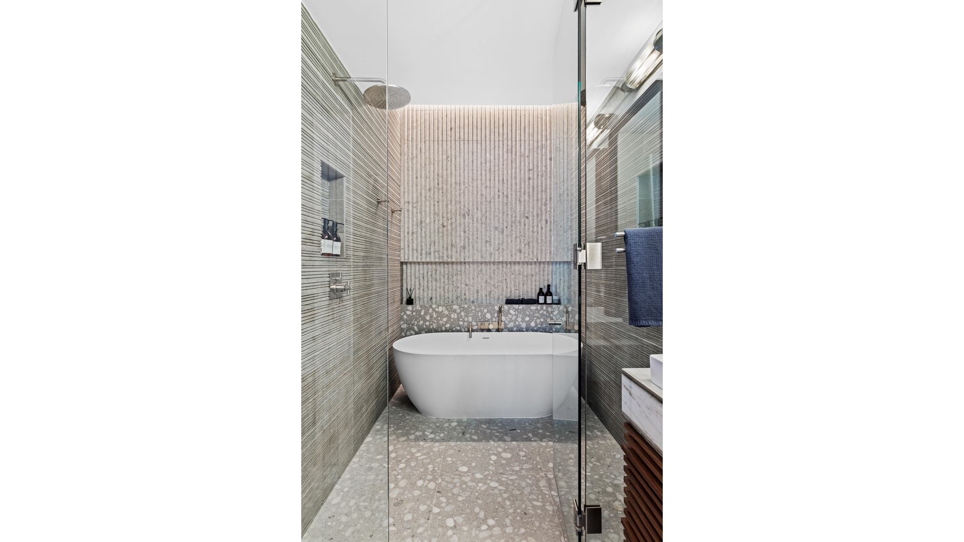 44 Sharon Street East Williamsburg Brooklyn NY 11211