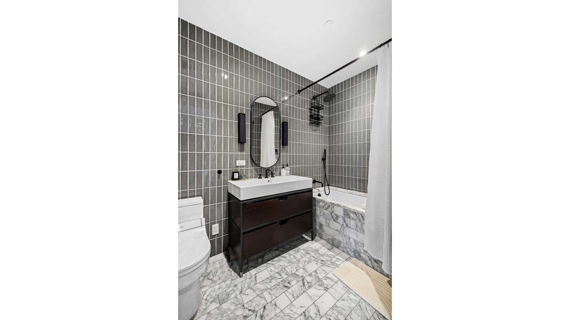 11 Hoyt Street 15B Downtown Brooklyn NY 11201