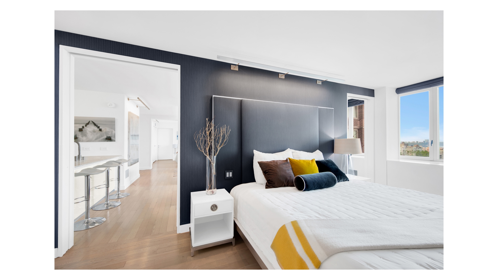 322 West 57th Street 51M1 Clinton New York NY 10019