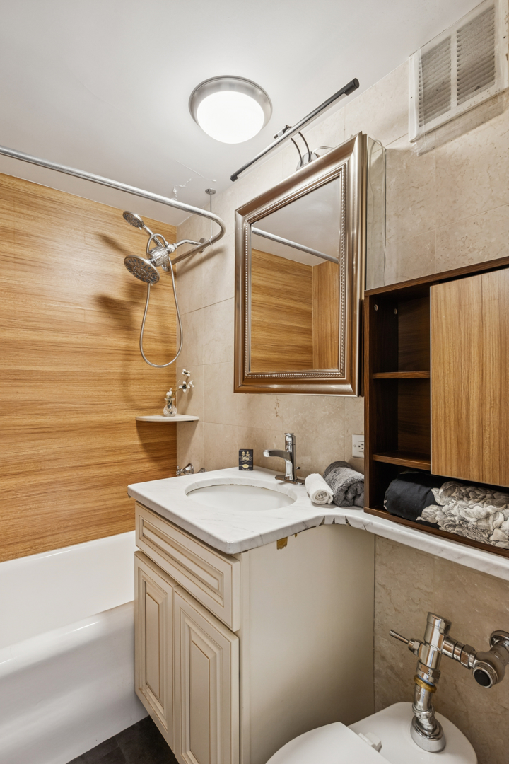 320 East 42nd Street 402 Tudor City New York NY 10017