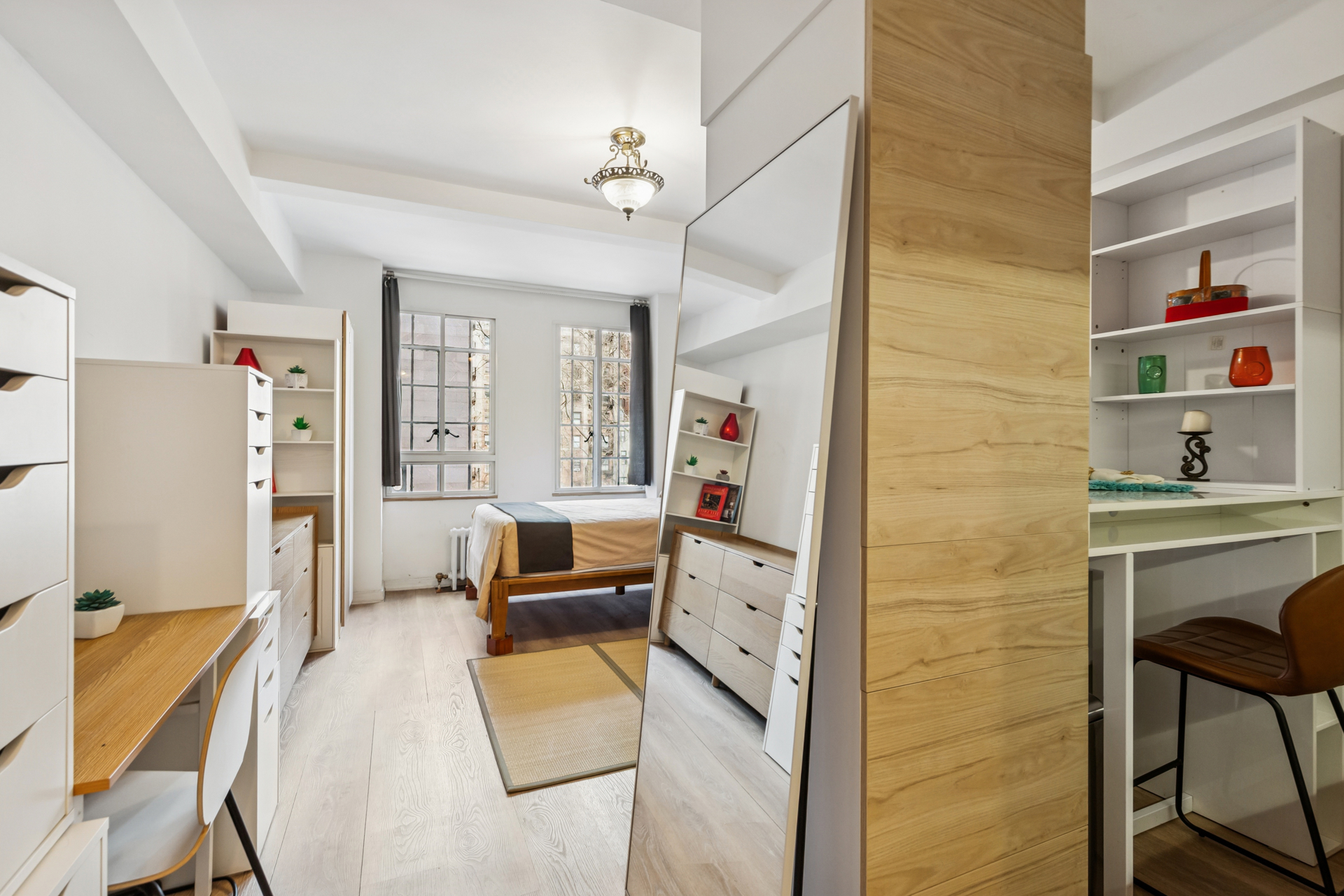 320 East 42nd Street 402 Tudor City New York NY 10017