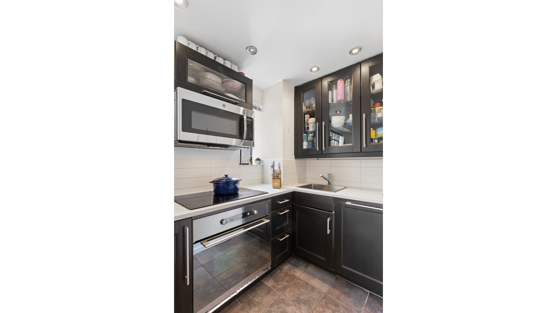 320 East 42nd Street 801 Tudor City New York NY 10017