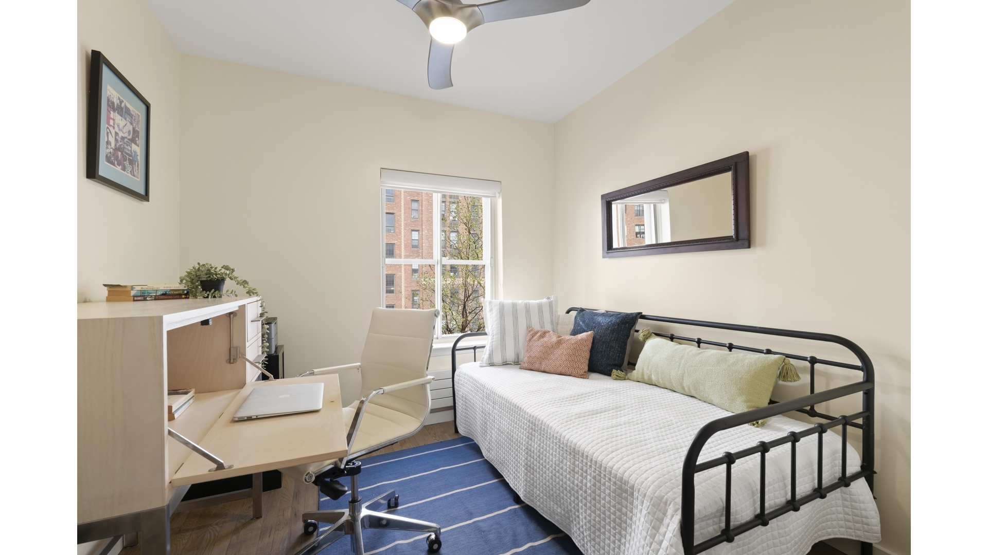 450 West 23rd Street E Chelsea New York NY 10011