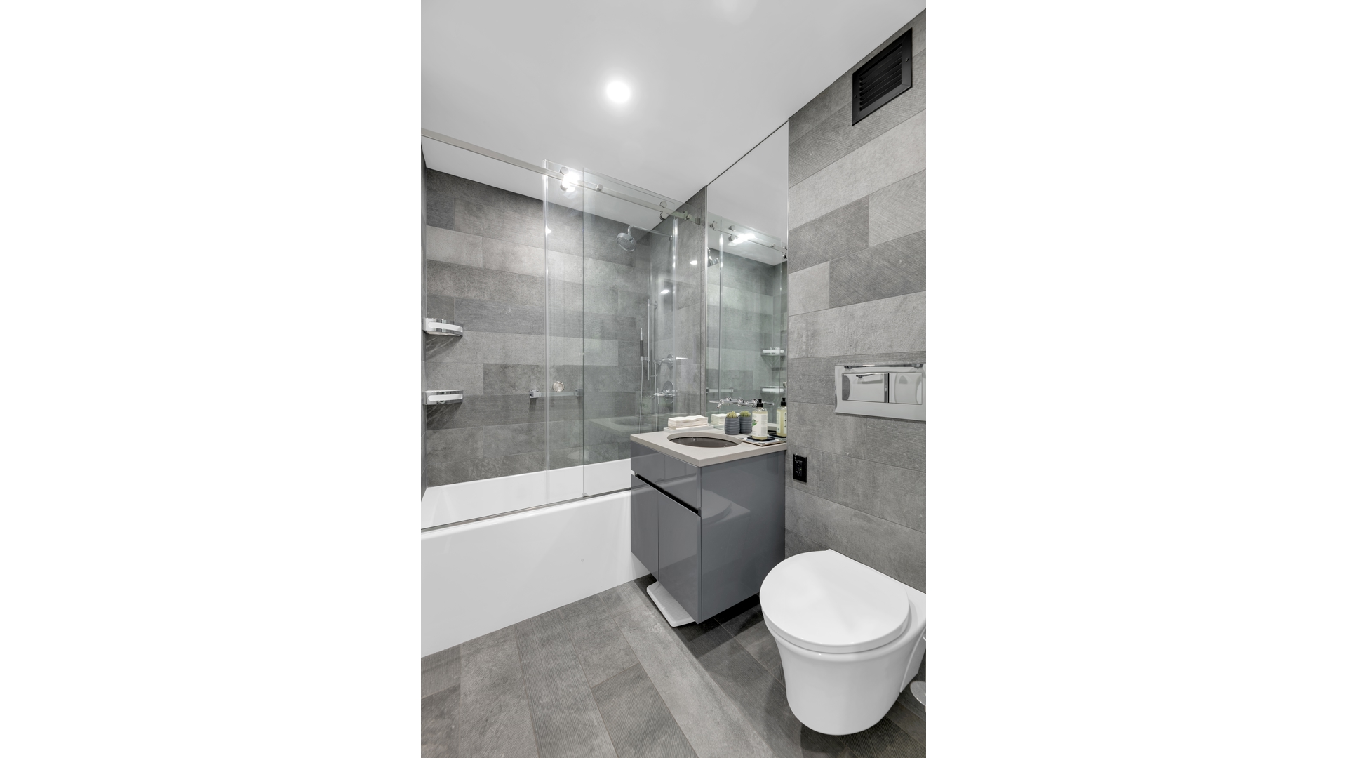 245 East 54th Street 8LM Turtle Bay New York NY 10022