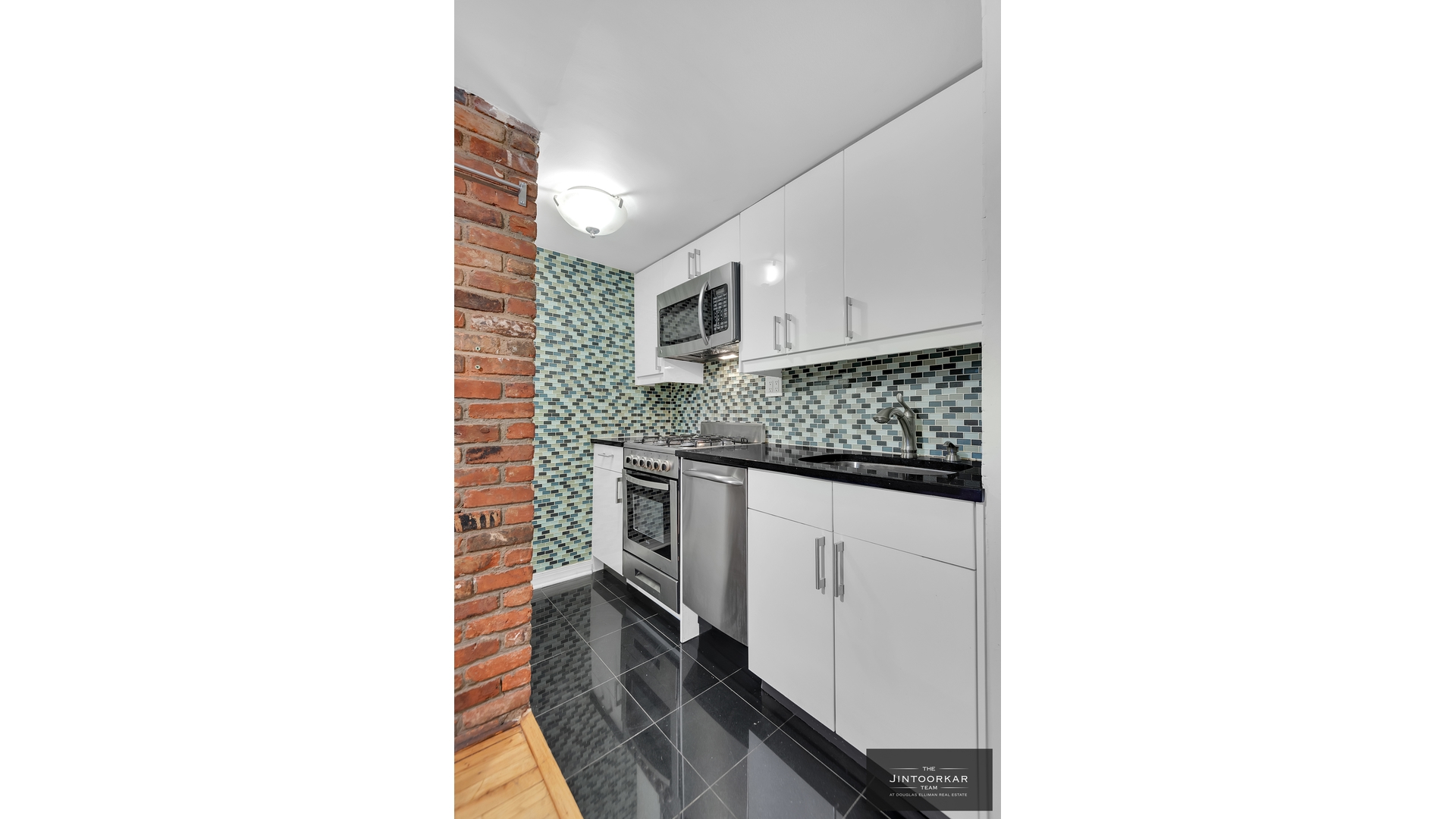 160 East 26th Street 2F Kips Bay New York NY 10010