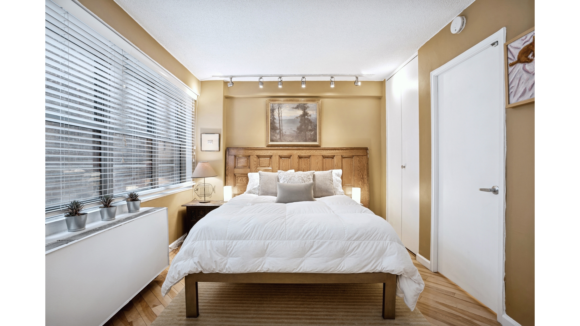 132 East 35th Street Murray Hill New York NY 10016