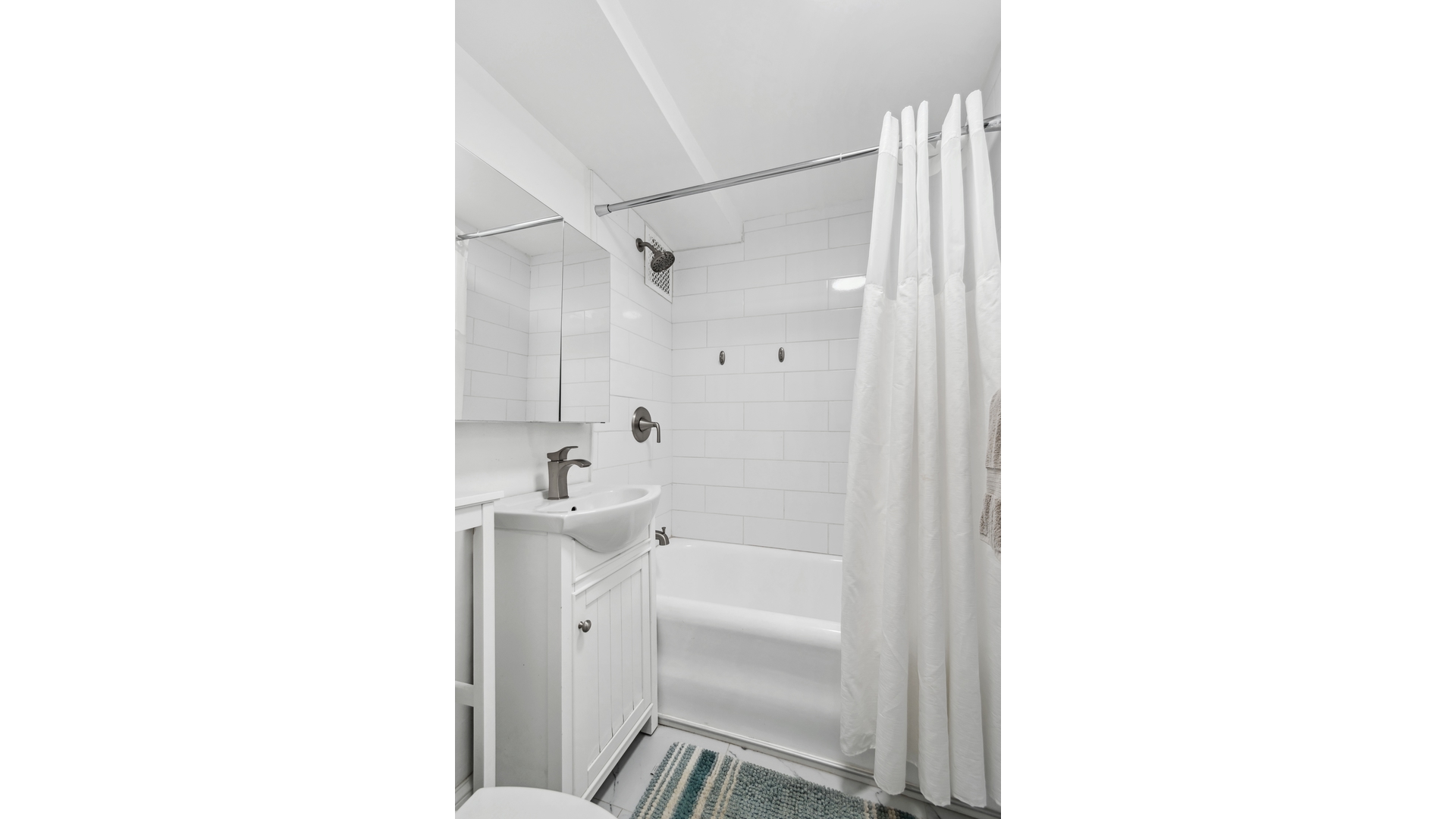 320 East 42nd Street 907 Tudor City New York NY 10017