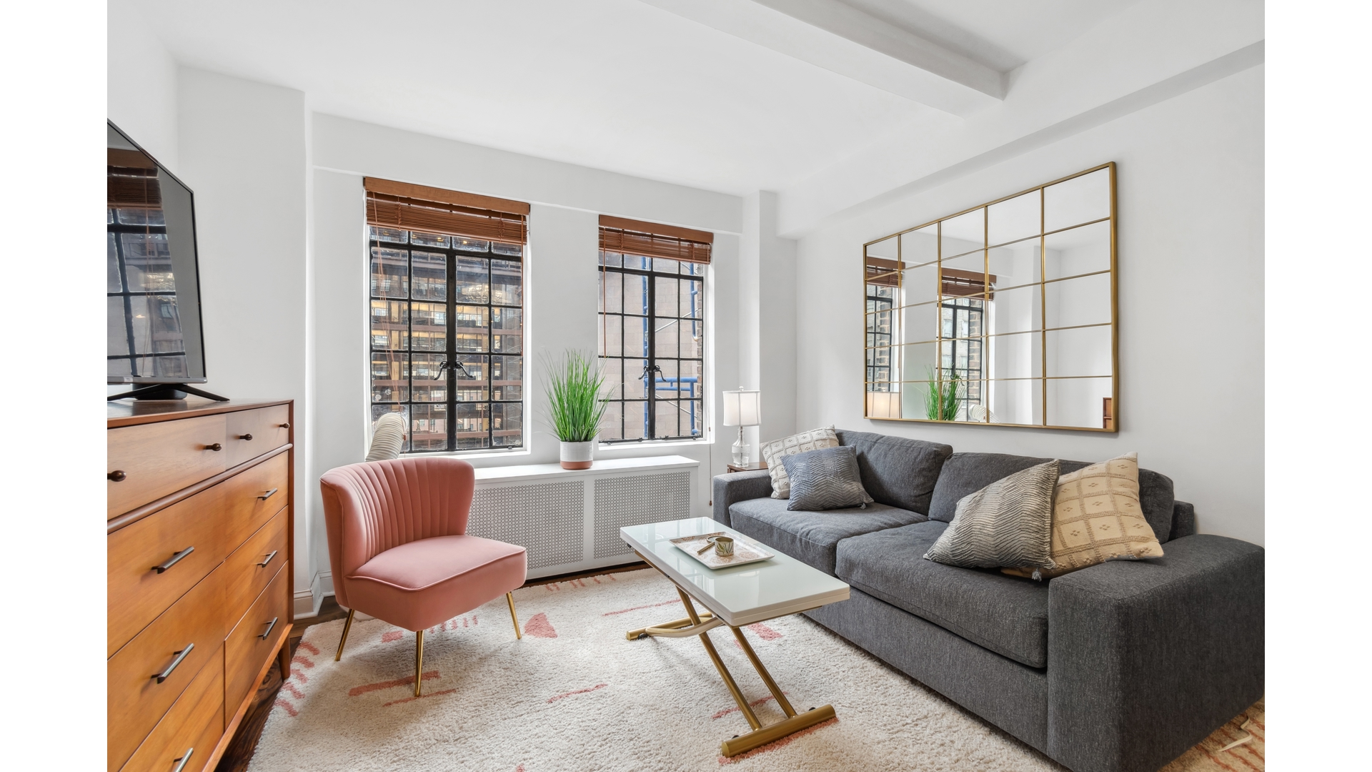 320 East 42nd Street 907 Tudor City New York NY 10017