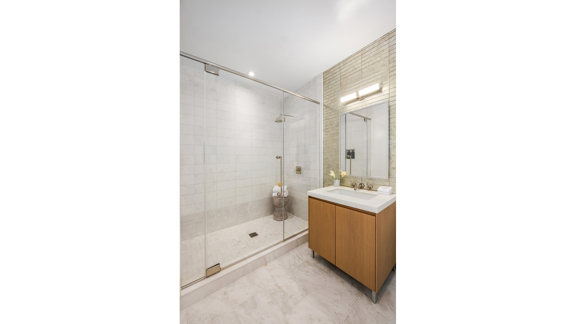 215 East 19th Street Gramercy Park New York NY 10003