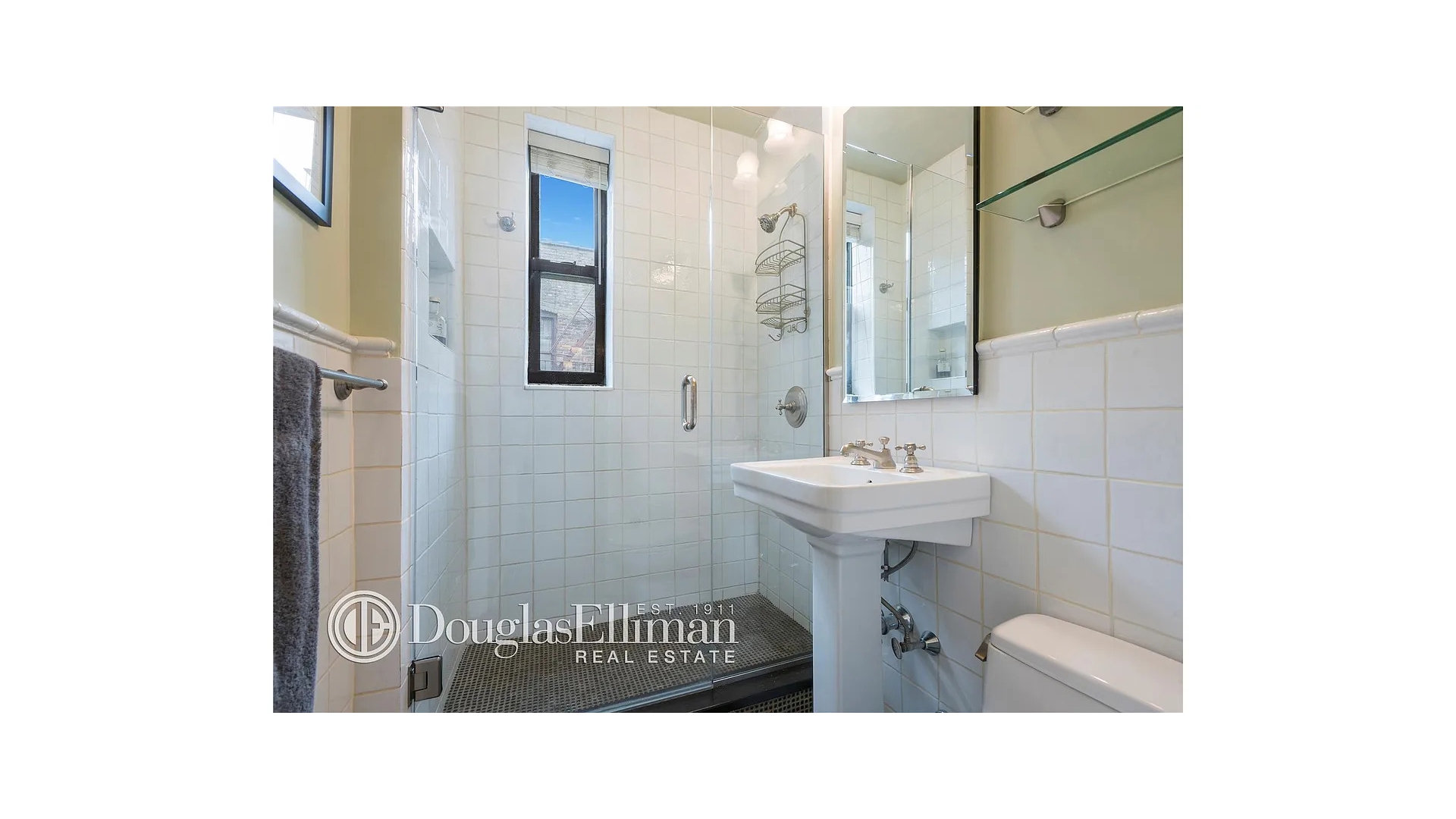 12 West 9th Street Greenwich Village New York NY 10011