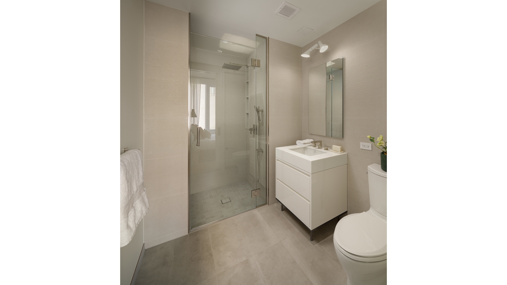 200 East 20th Street Gramercy Park New York NY 10003