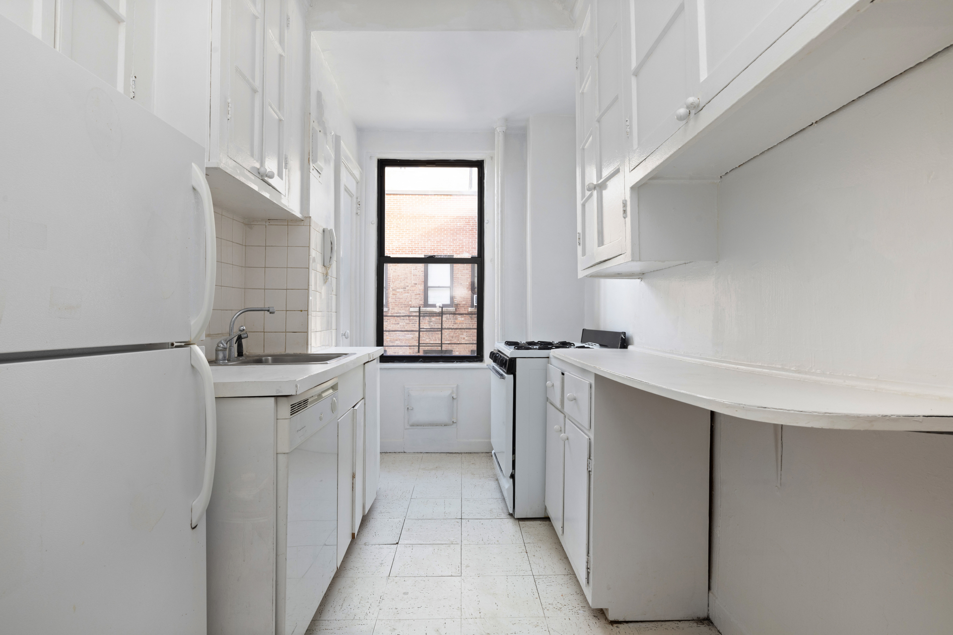 171 West 79th Street 131 Upper West Side New York NY 10024