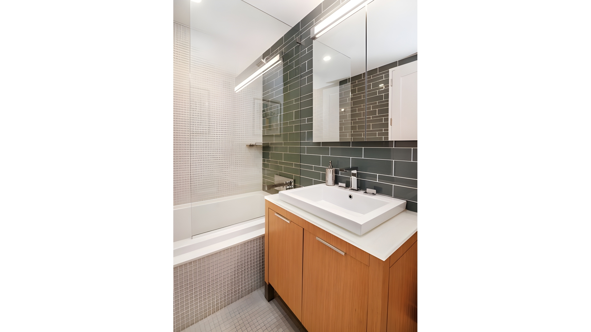 34 North 7th Street Williamsburg Brooklyn NY 11249