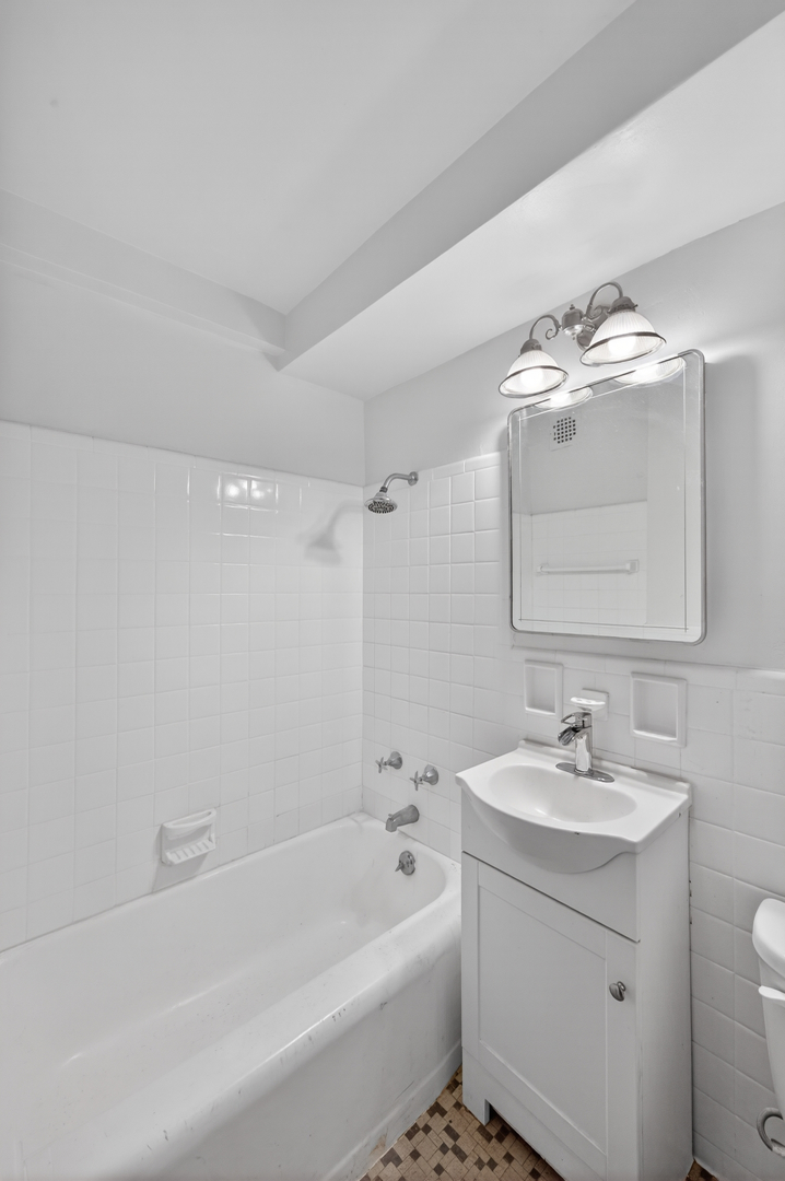 110 East 36th Street 1E Murray Hill New York NY 10016