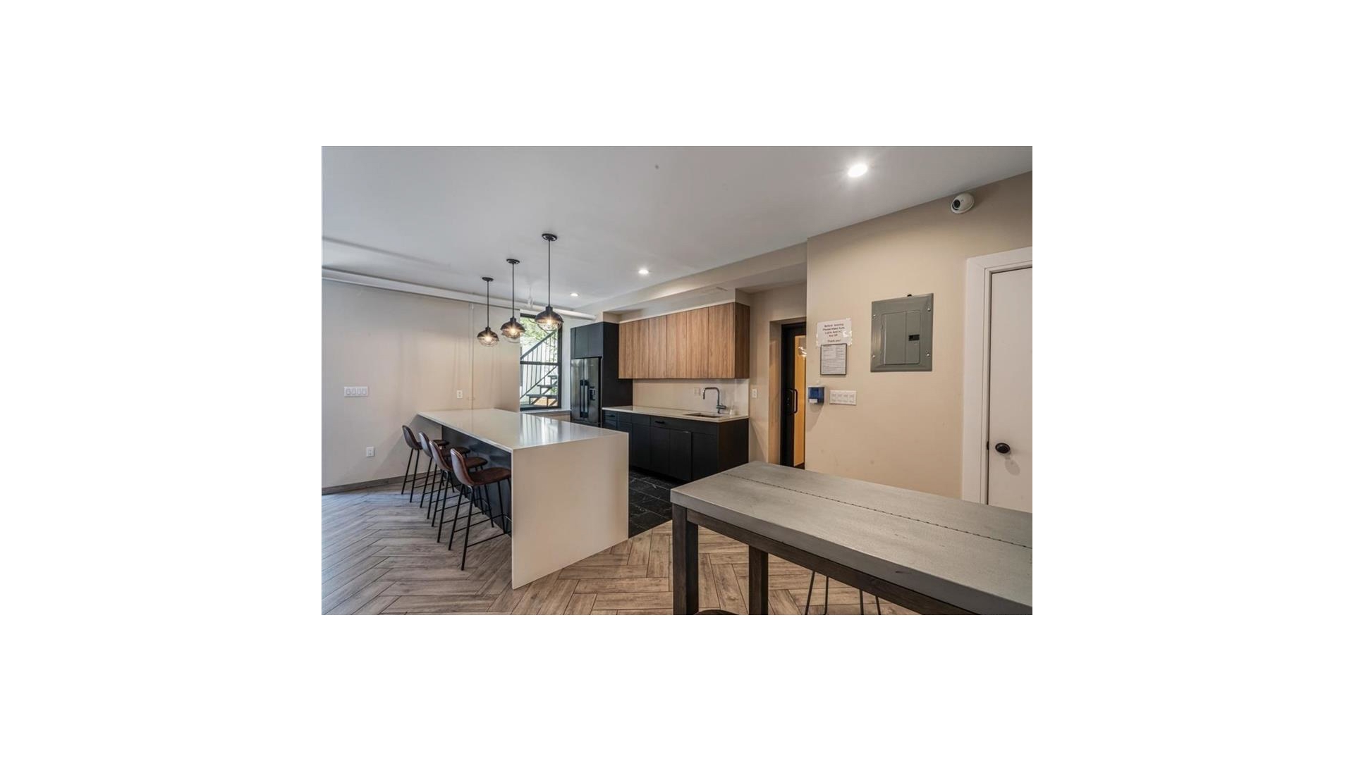 24-75 38th Street B8 Astoria Queens NY 11103