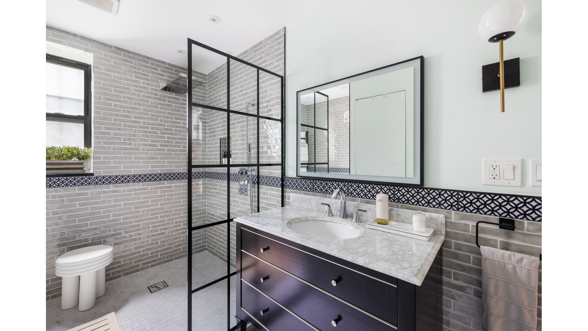 42-20 Kissena Boulevard A3 Flushing Queens NY 11355