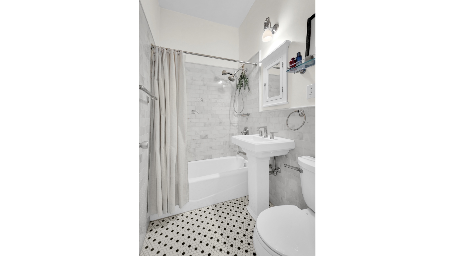 320 East 86th Street Upper East Side New York NY 10028