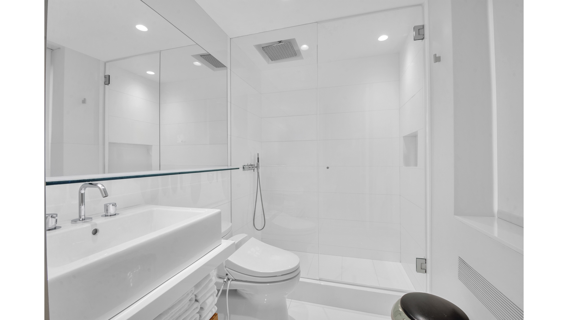 923 Fifth Avenue 2C Upper East Side New York NY 10021