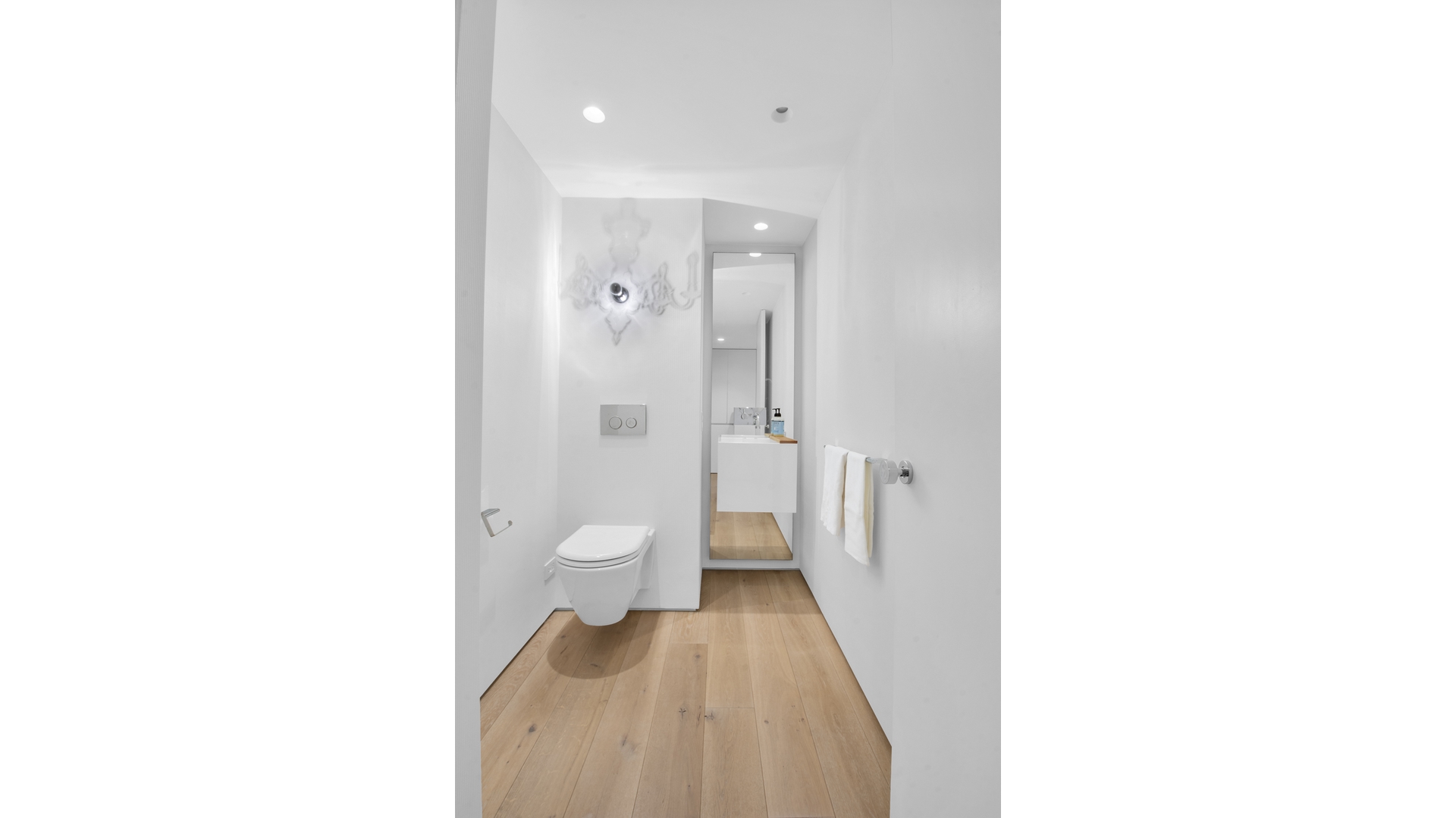 923 Fifth Avenue 2C Upper East Side New York NY 10021