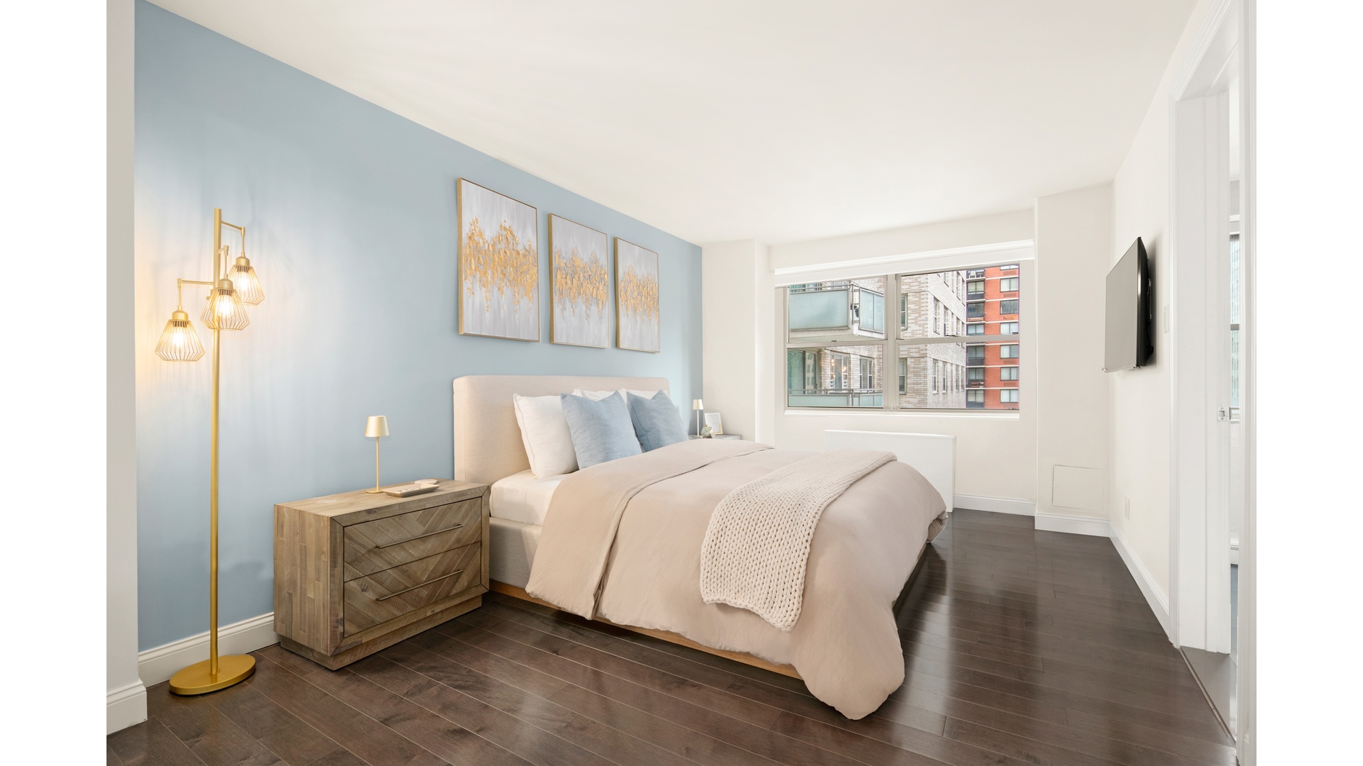 300 East 40th Street 27B Murray Hill New York NY 10016