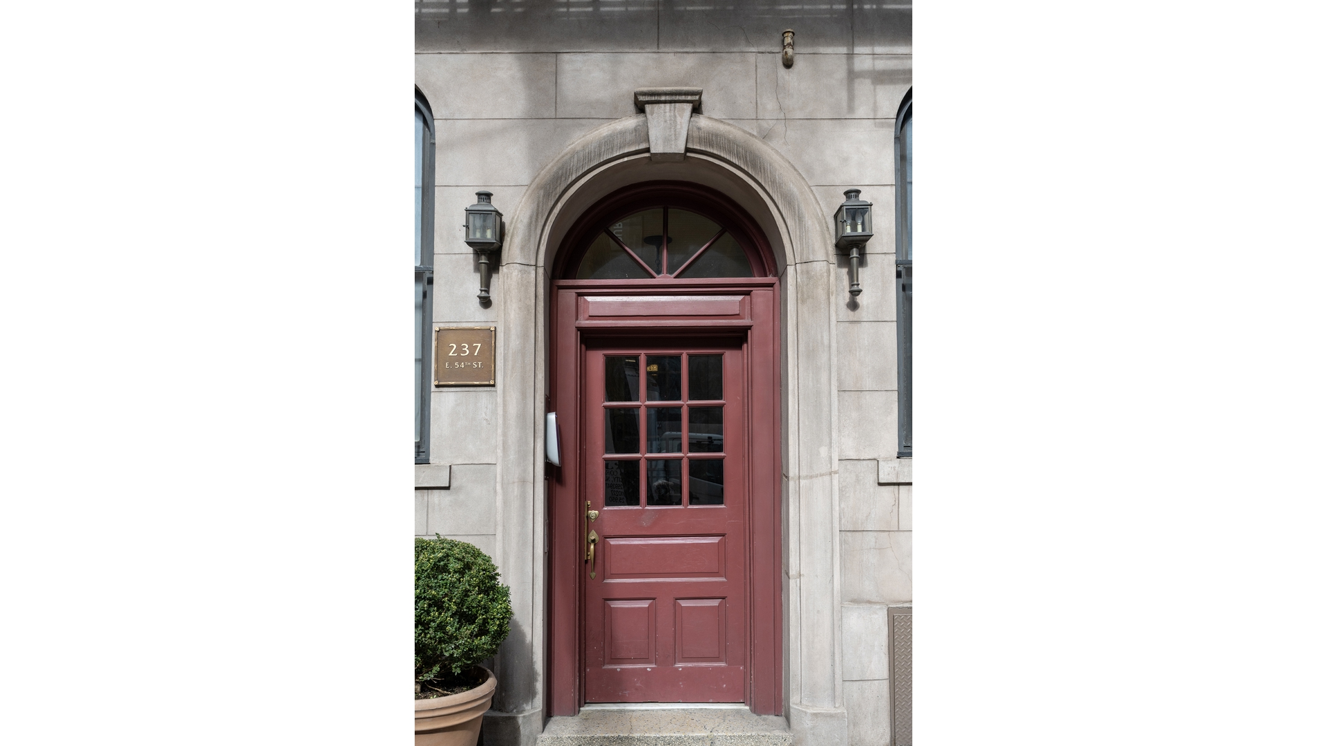 237 East 54th Street 2B Turtle Bay New York NY 10022