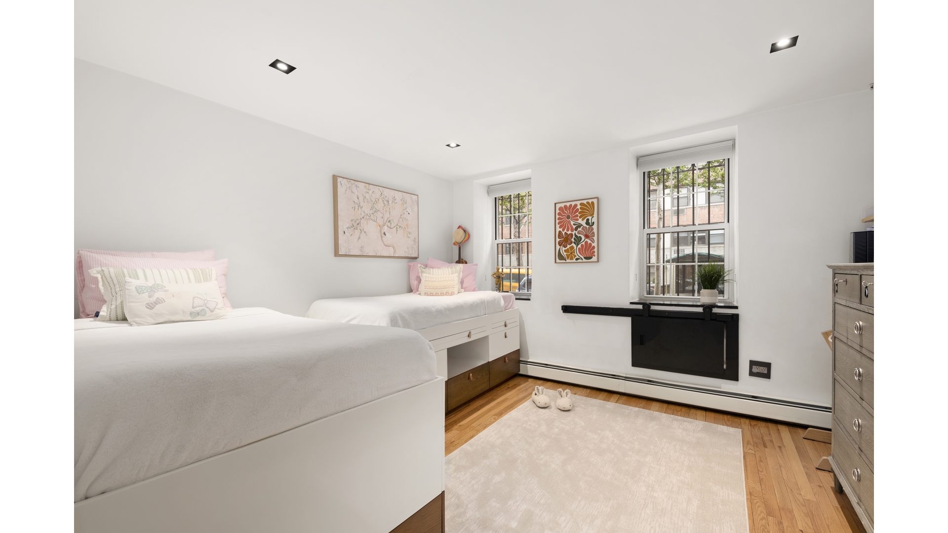 314 East 50th Street 1E Turtle Bay New York NY 10022