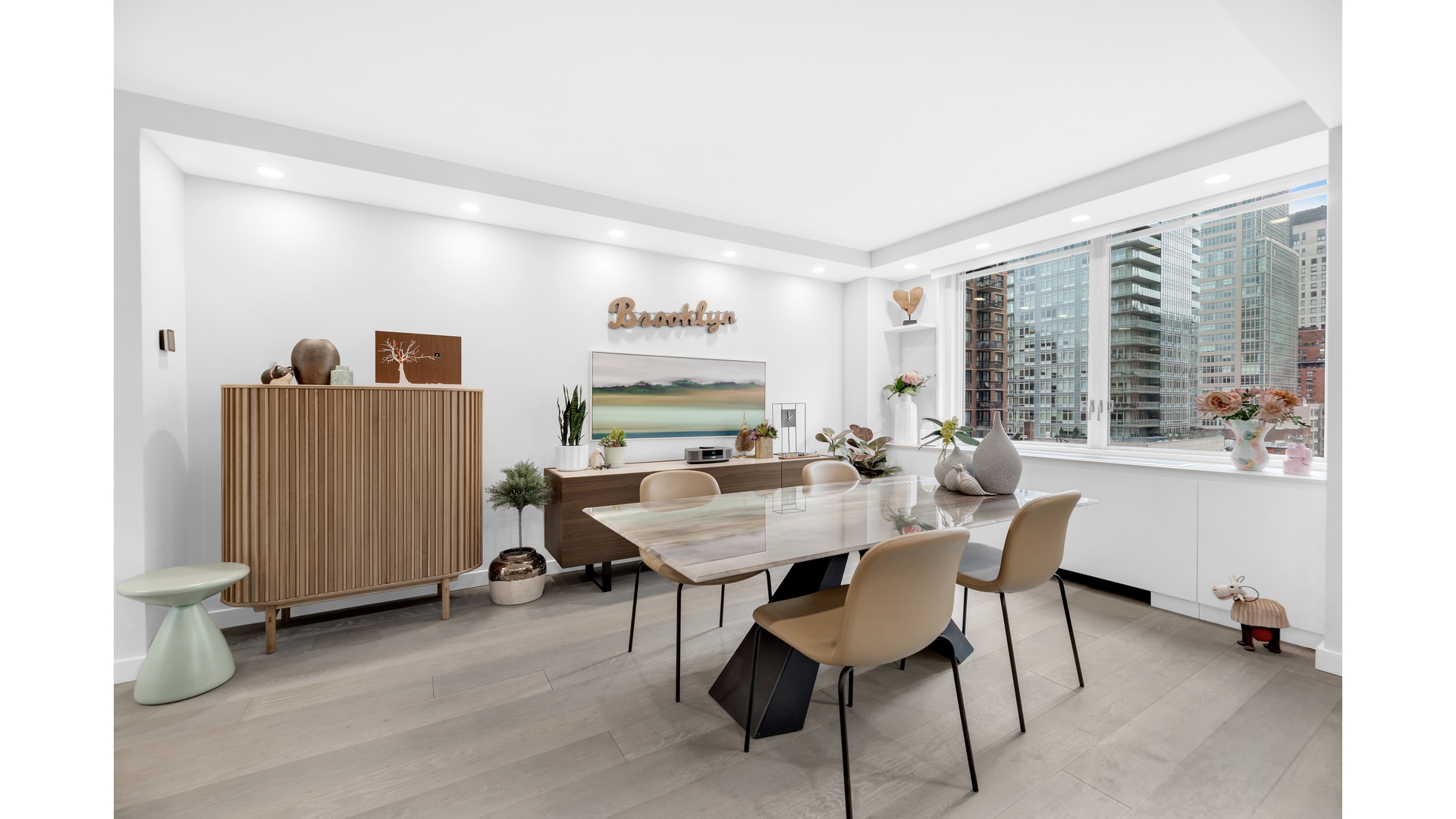 245 East 54th Street 8M Turtle Bay New York NY 10022