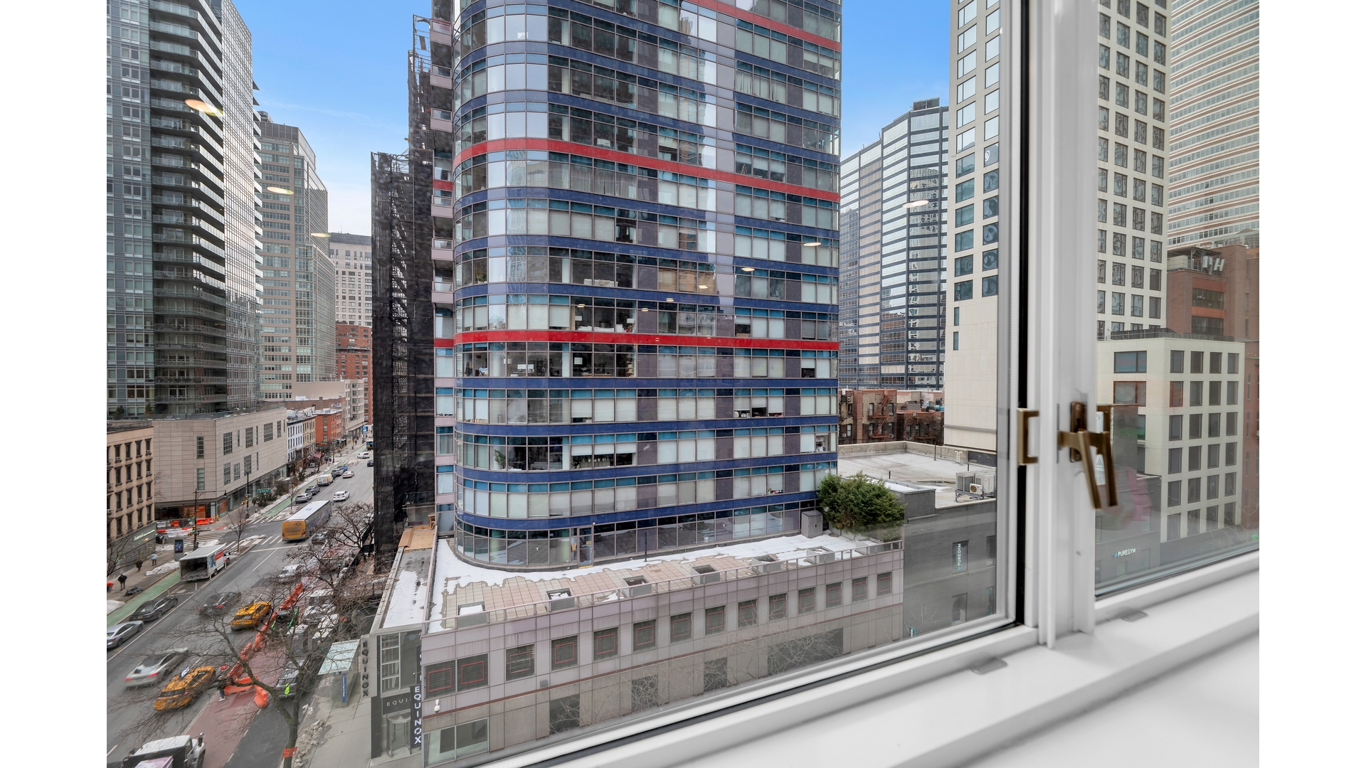 245 East 54th Street 8M Turtle Bay New York NY 10022