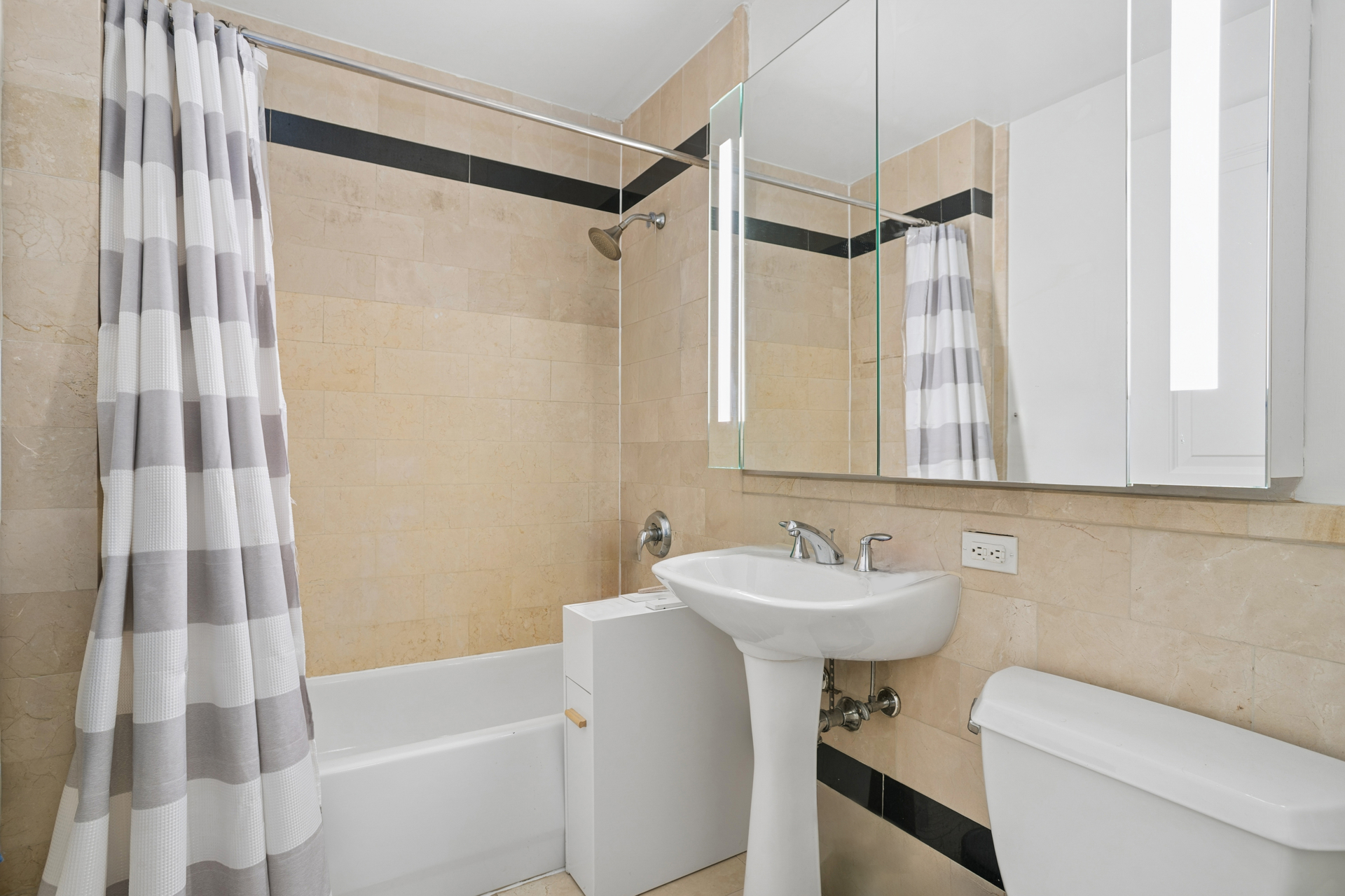 20 West Street Financial District New York NY 10004