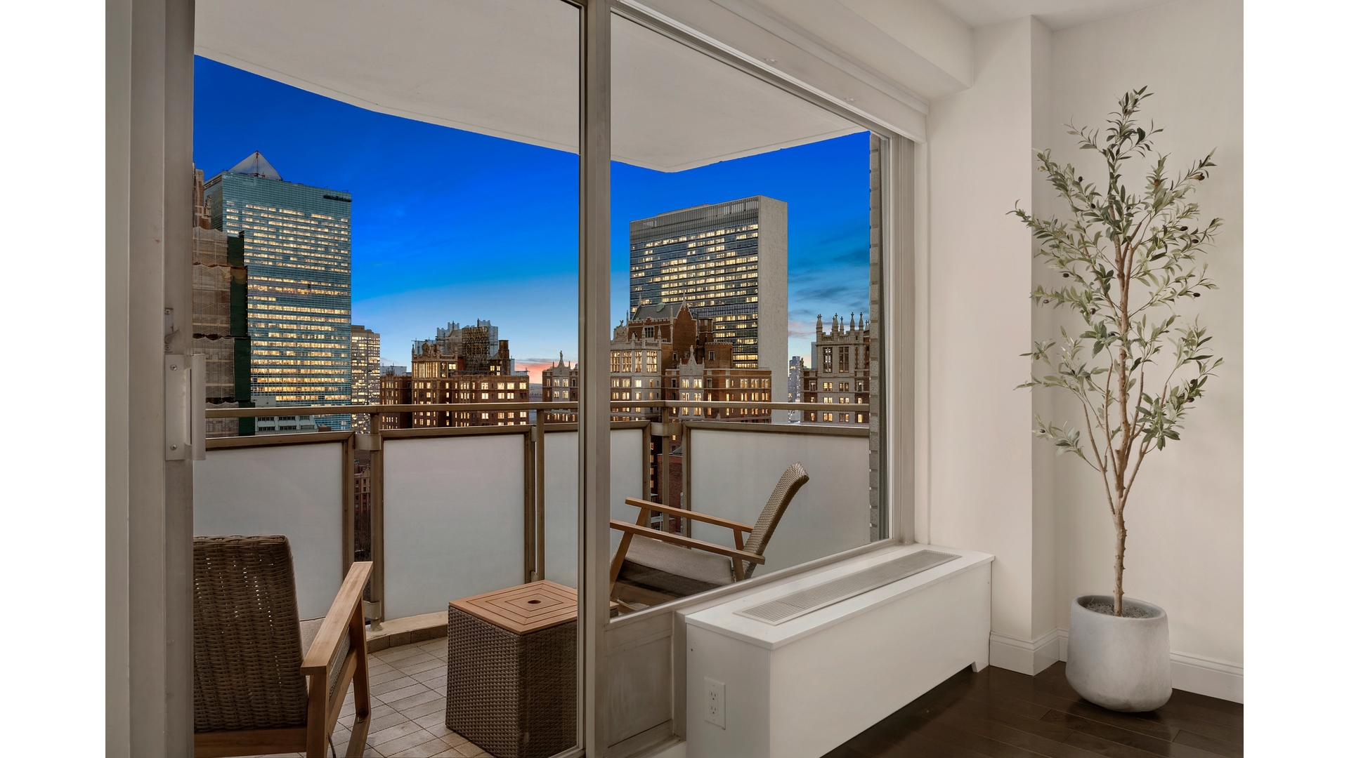 300 East 40th Street 27B Murray Hill New York NY 10016