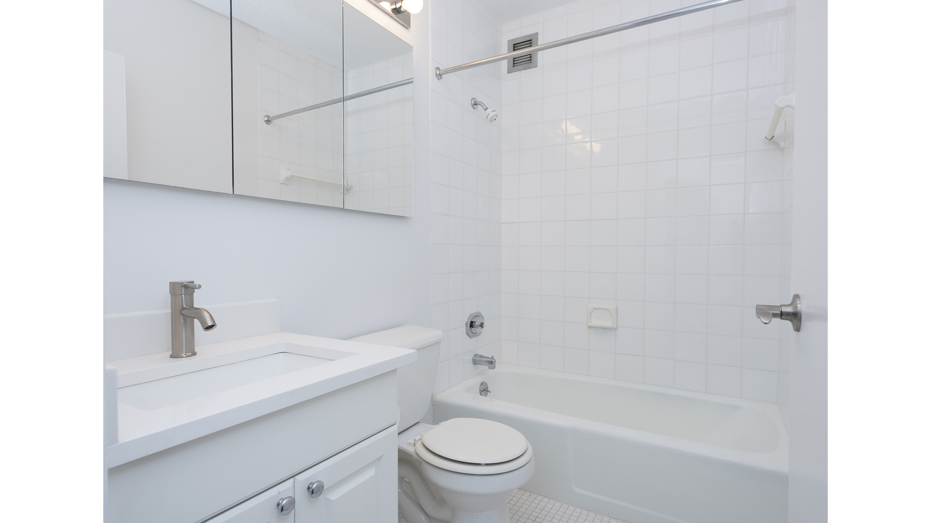 230 West 55th Street 11G Midtown West New York NY 10019